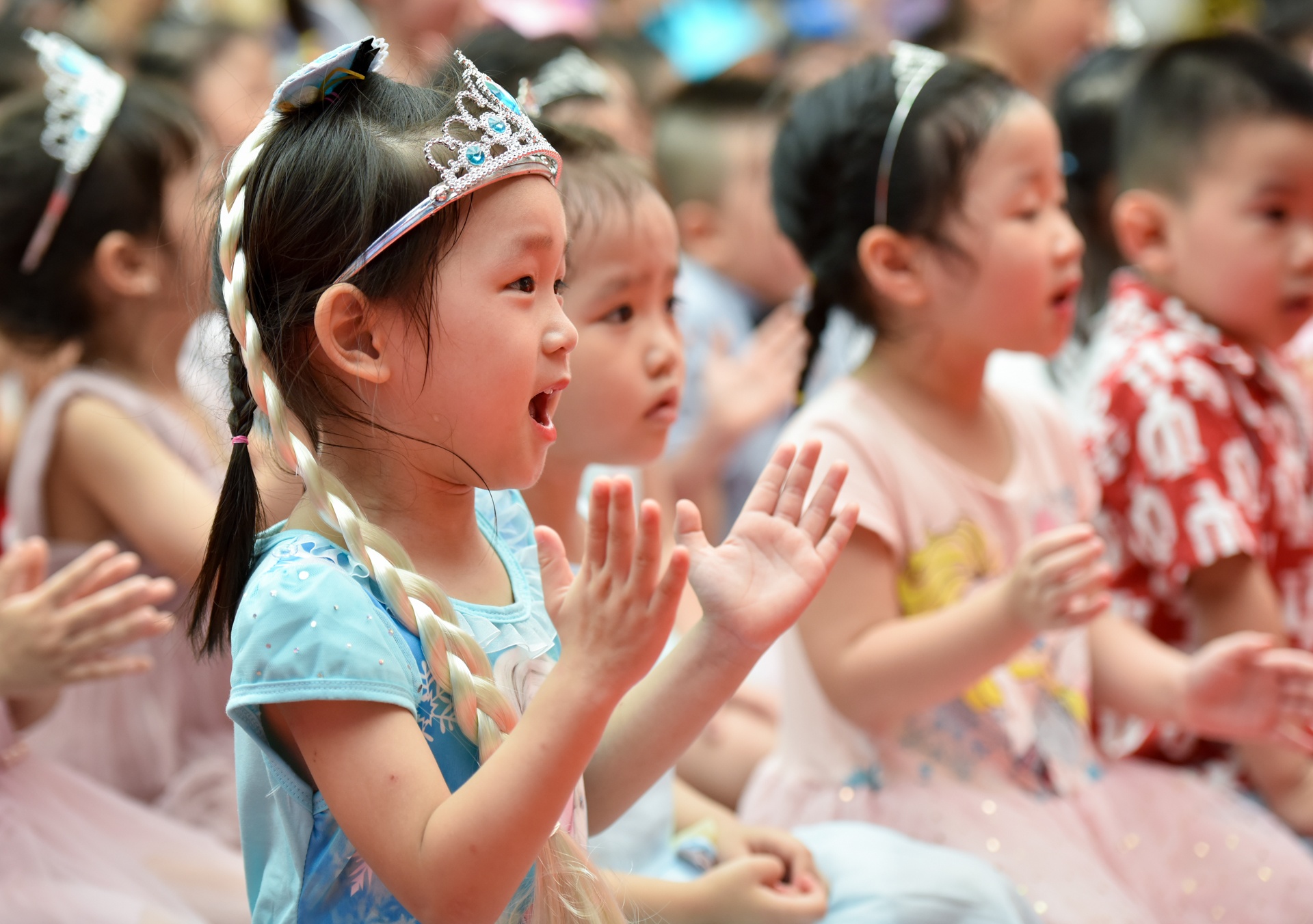 chia tay truong mau giao anh 8