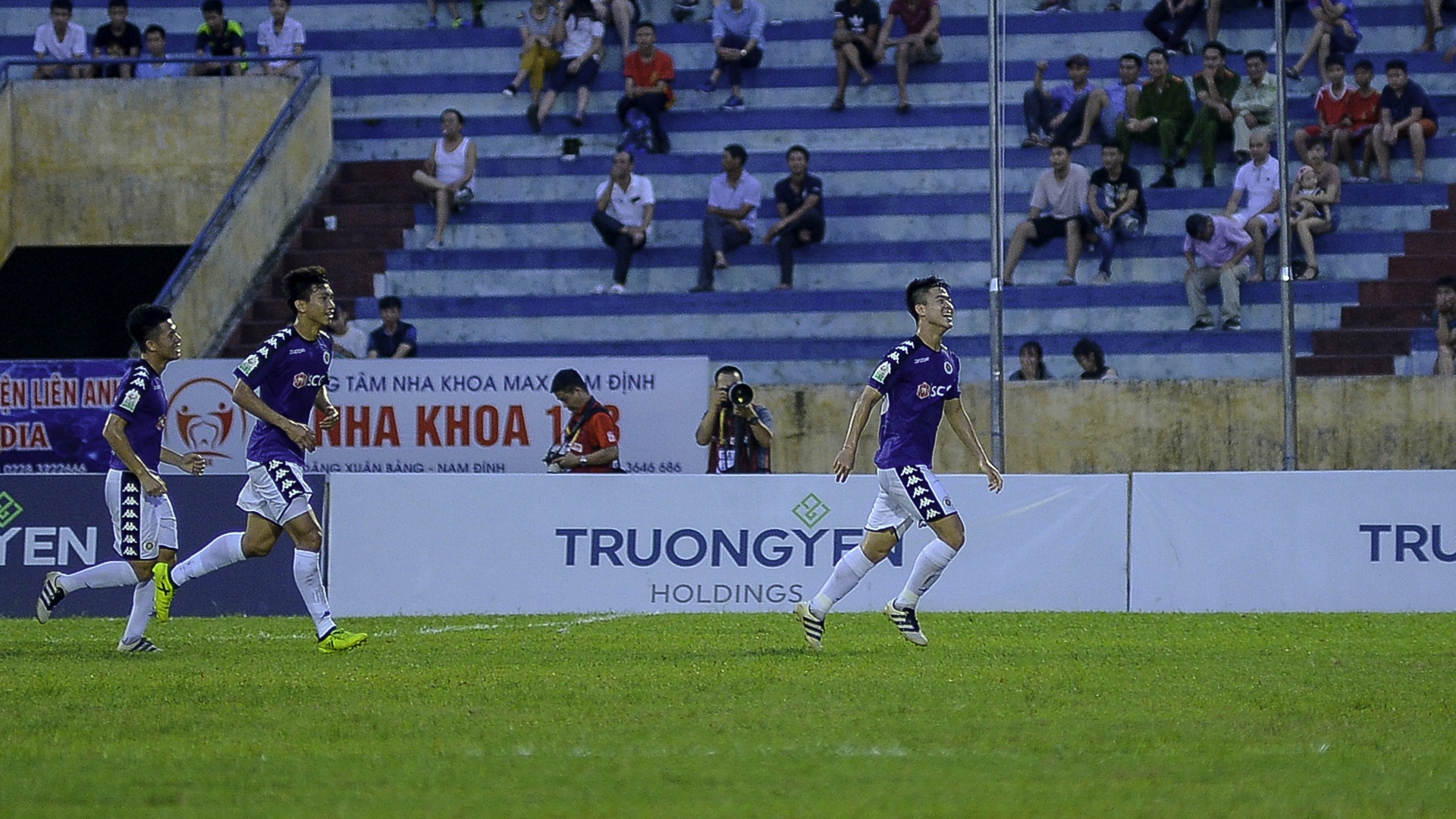 canh sat ho tong cau lac bo ha noi anh 4