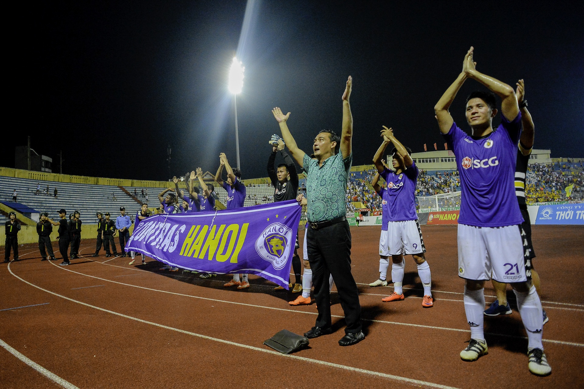 canh sat ho tong cau lac bo ha noi anh 5