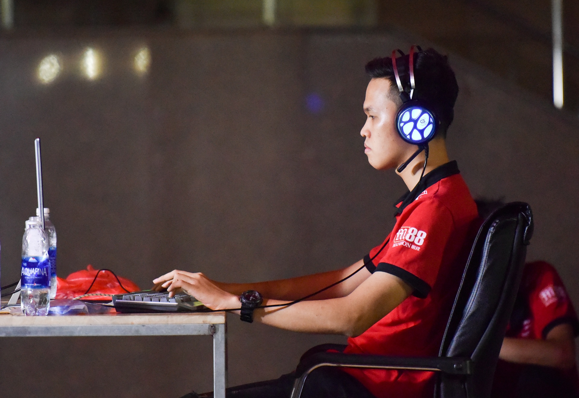 Tran dau dang nho nhat cuoc doi Chim se anh 8