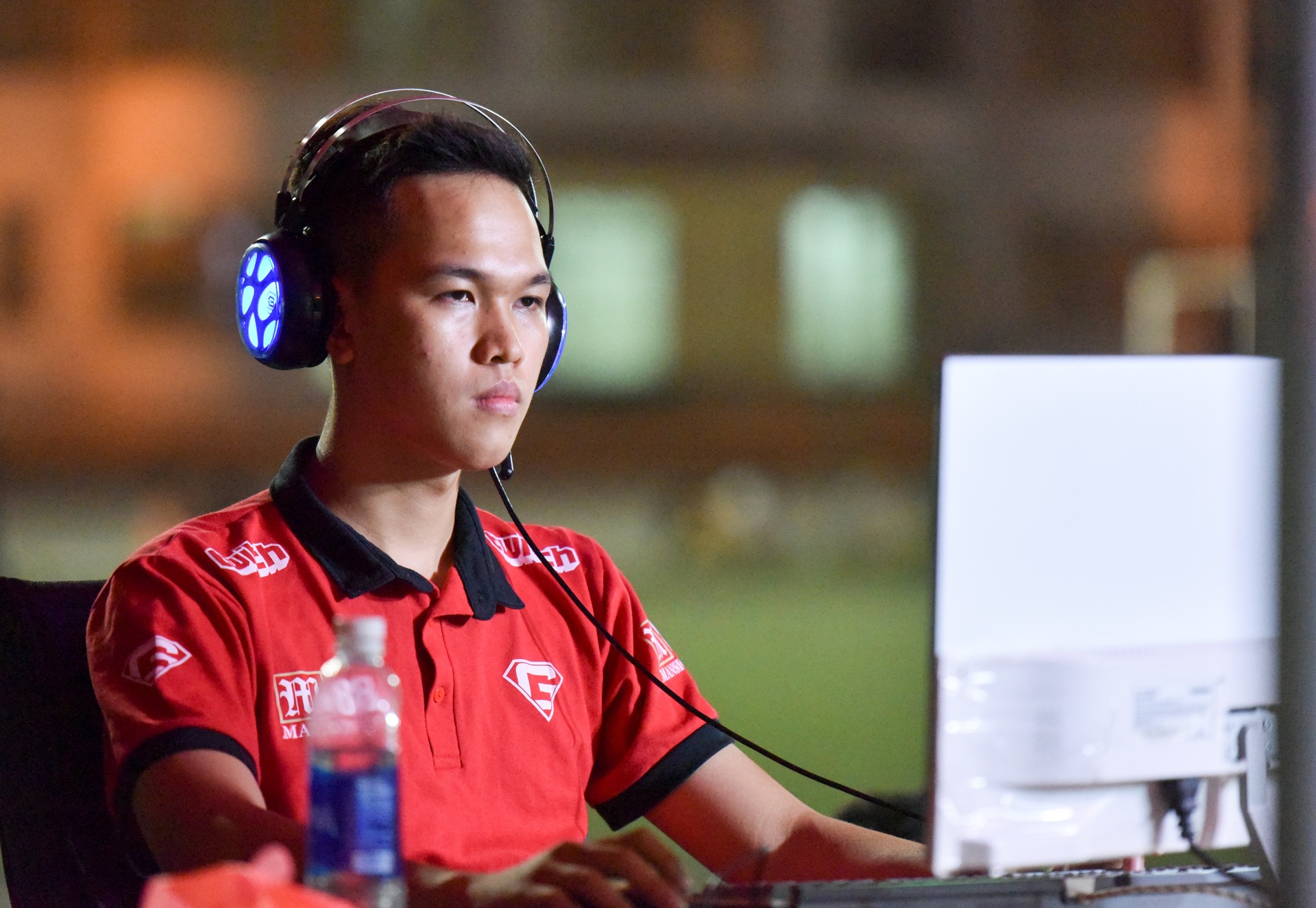 Pha cong ‘tat tay’ khien Greek cua Hong Anh ha guc Hitte cua Chim Se hinh anh