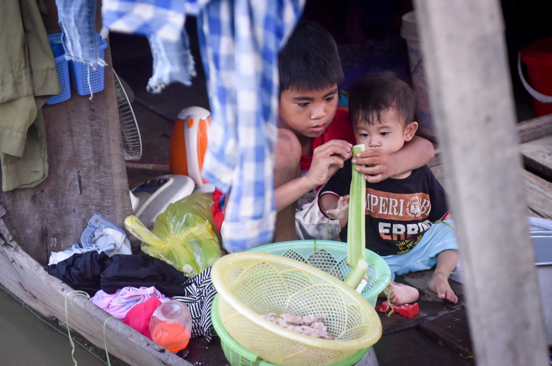 Xom chai that hoc anh 26