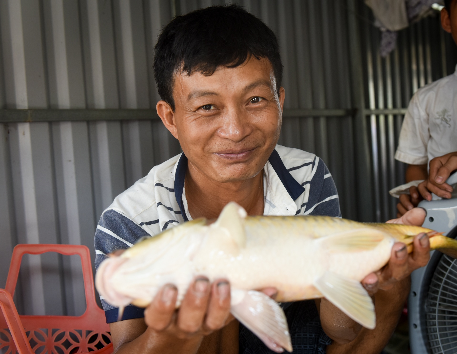 Xom chai that hoc anh 18