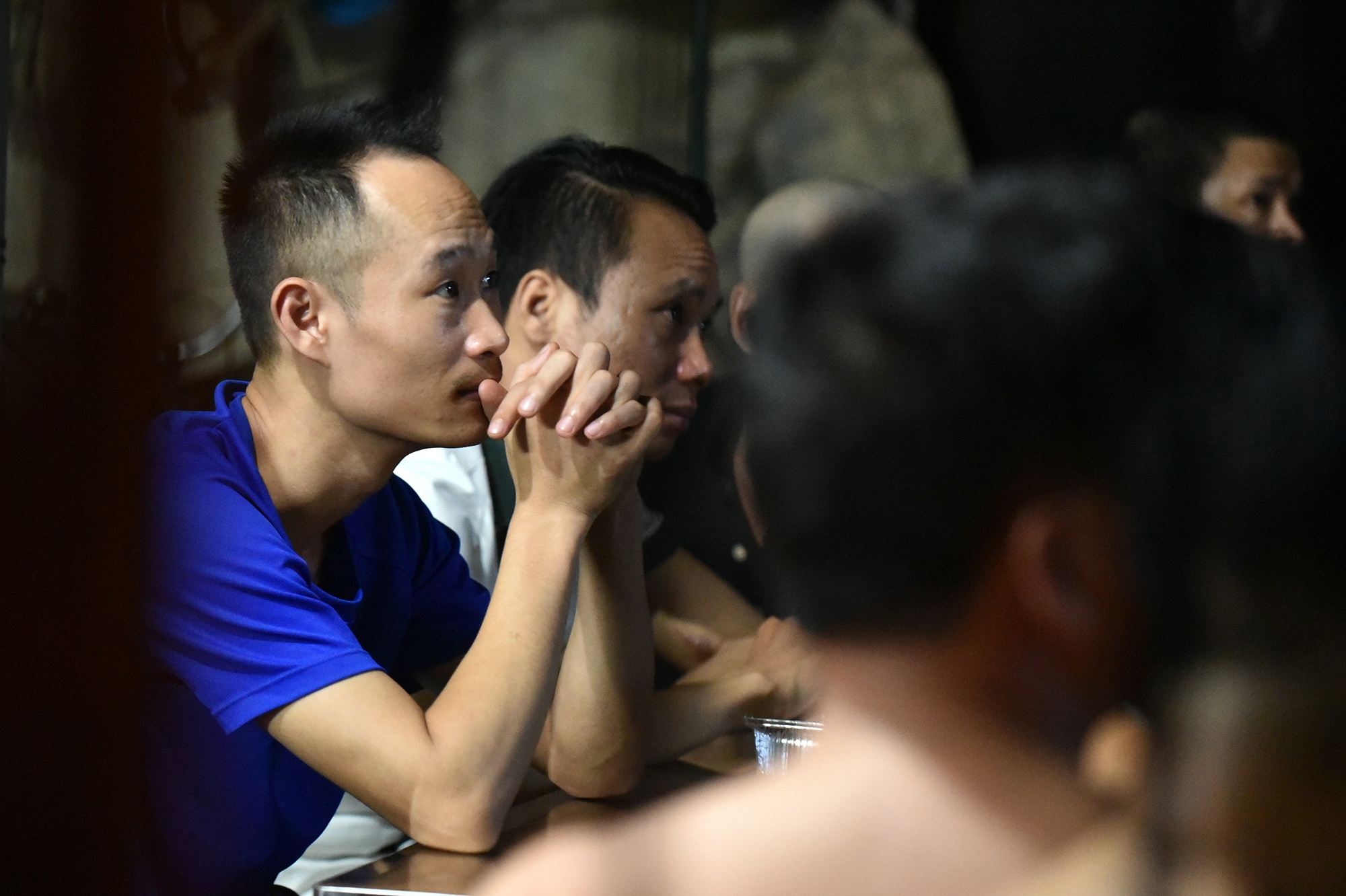 nguoi mac benh tim xem world cup anh 8