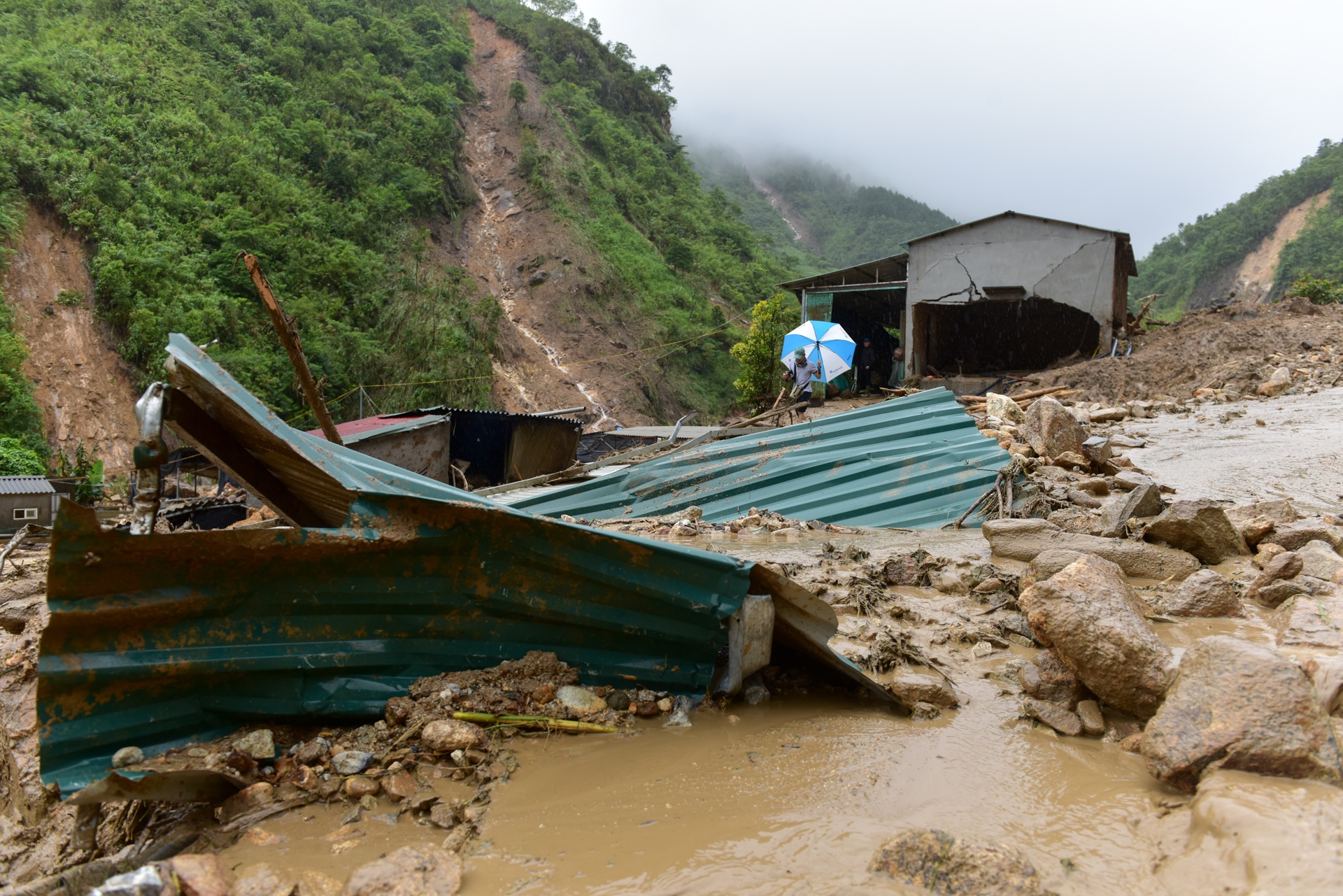 sat lo dat o Lai Chau anh 4