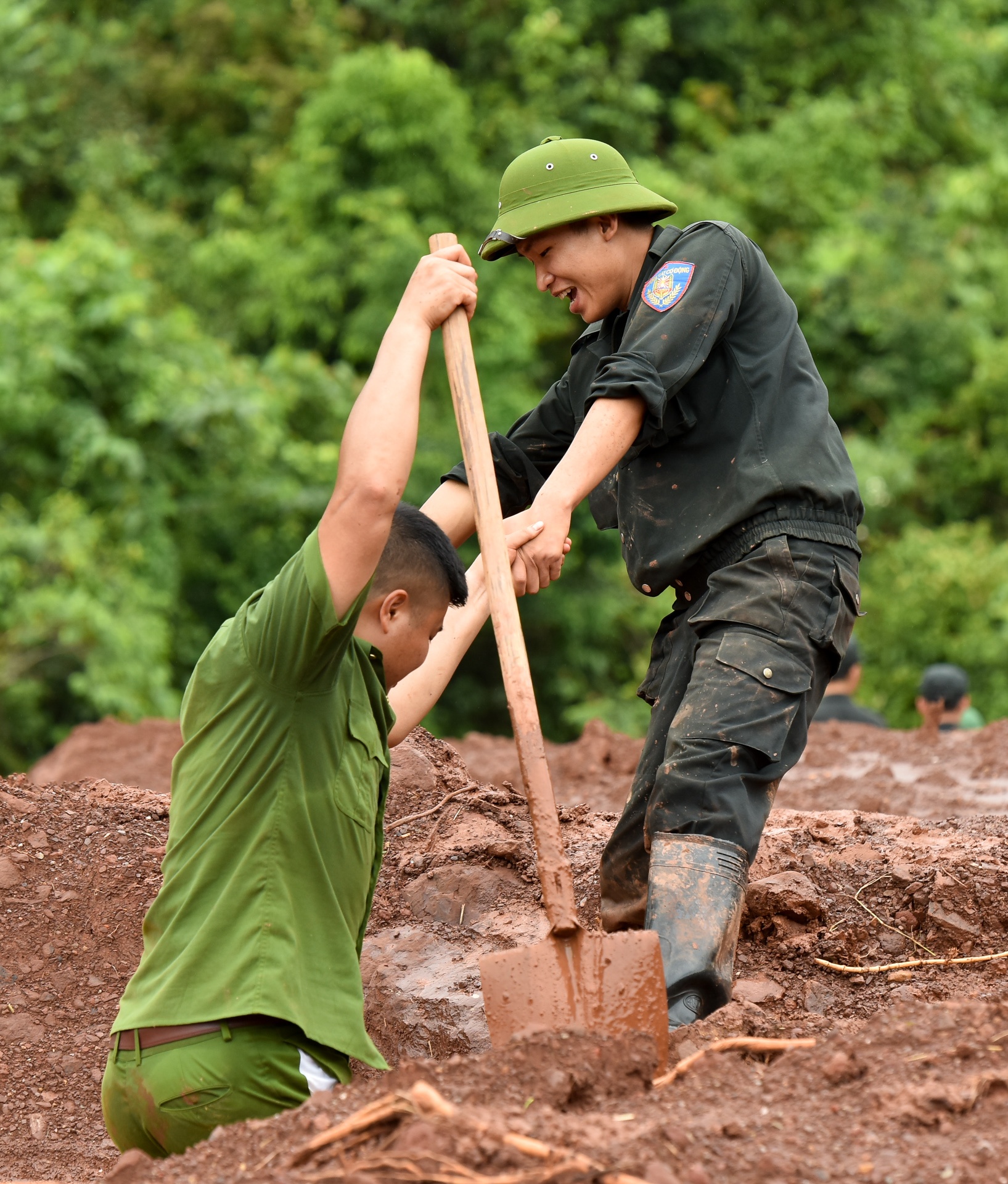 tim kiem nan nhan mat tich anh 4