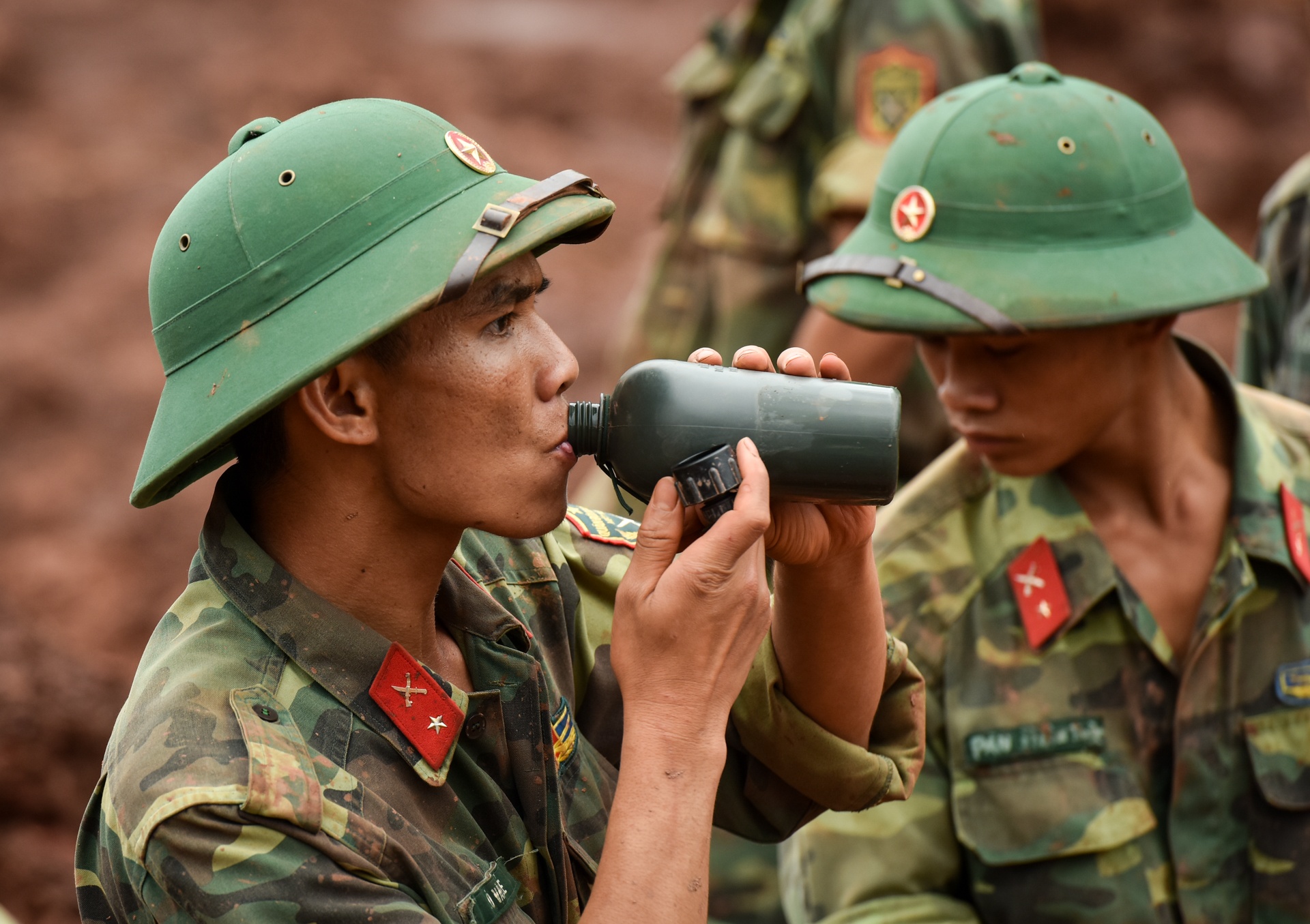 bản nghèo có 5 người mất tích ảnh 25 ban ngheo co 5 nguoi mat tich anh 25