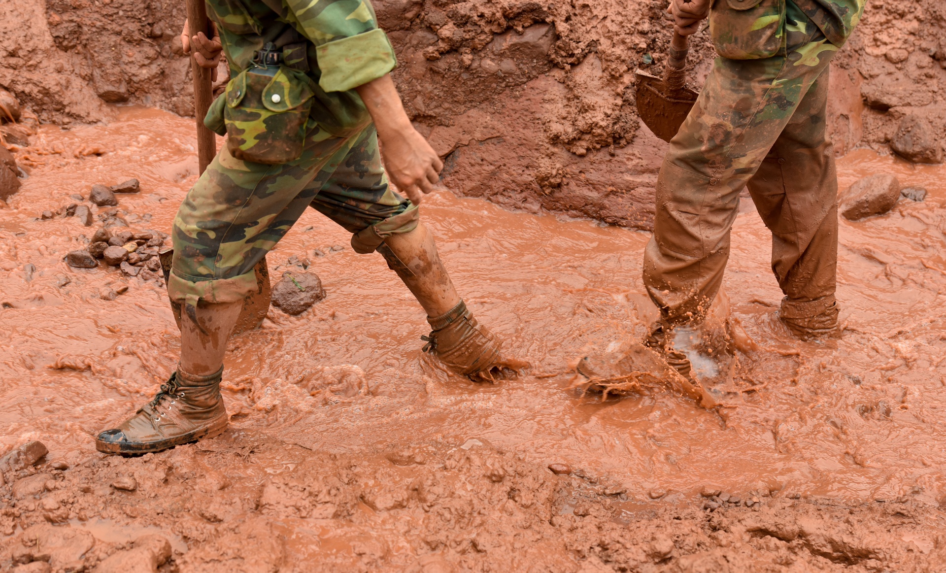 bản nghèo có 5 người mất tích ảnh 26 ban ngheo co 5 nguoi mat tich anh 26