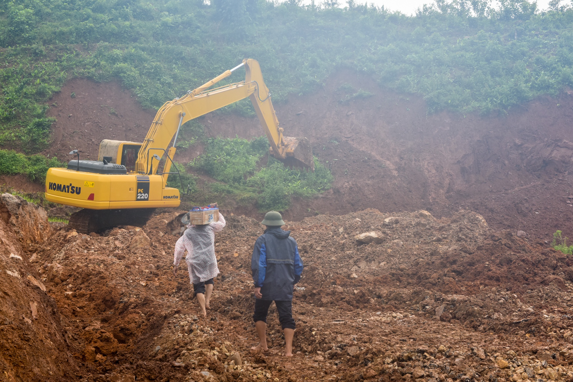 bản nghèo có 5 người mất tích ảnh 4 ban ngheo co 5 nguoi mat tich anh 4
