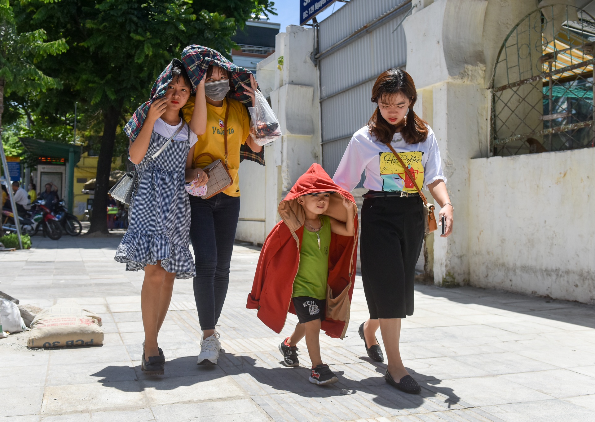 nguoi ha noi tim cach chong nong anh 7