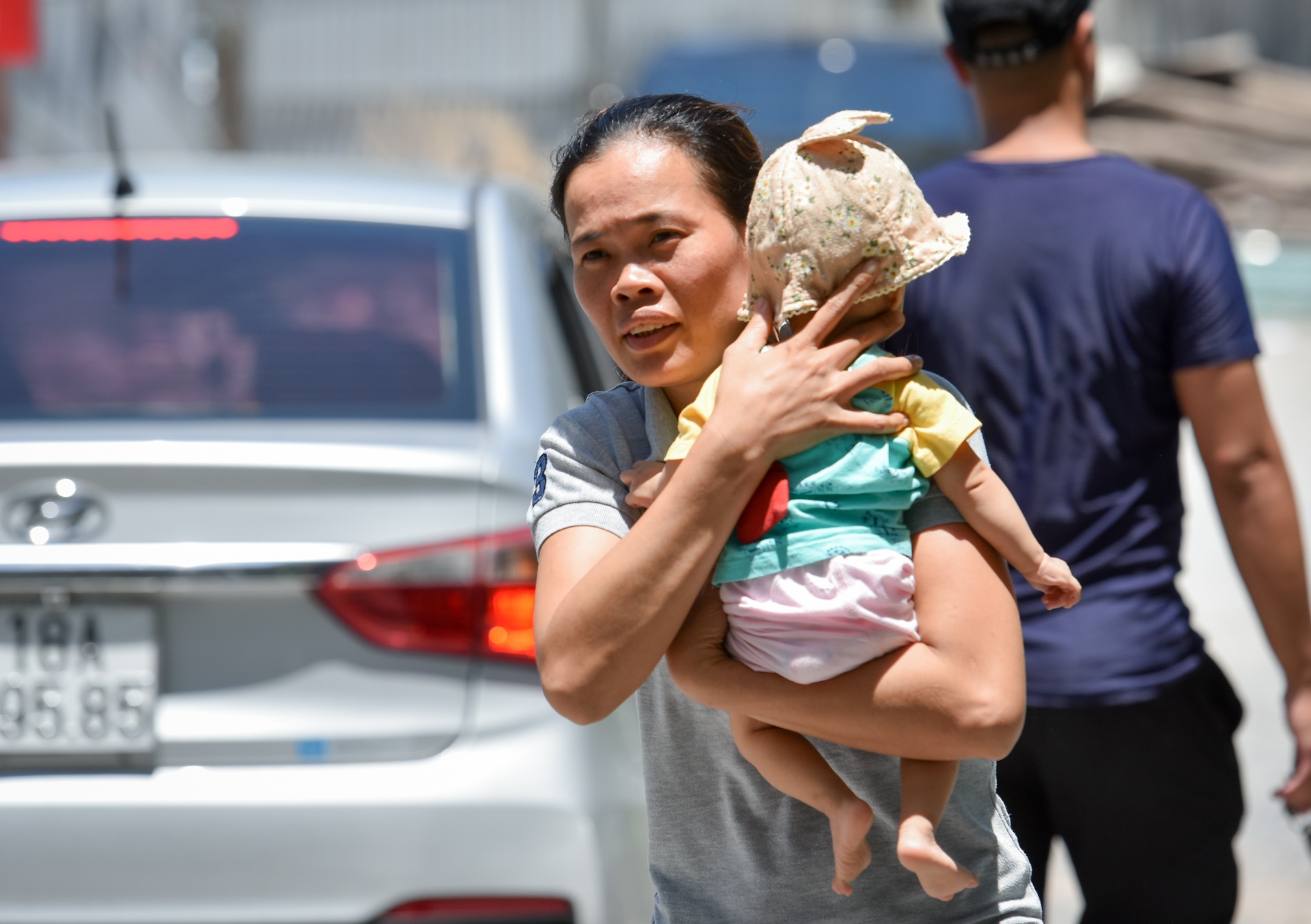 nguoi ha noi tim cach chong nong anh 8