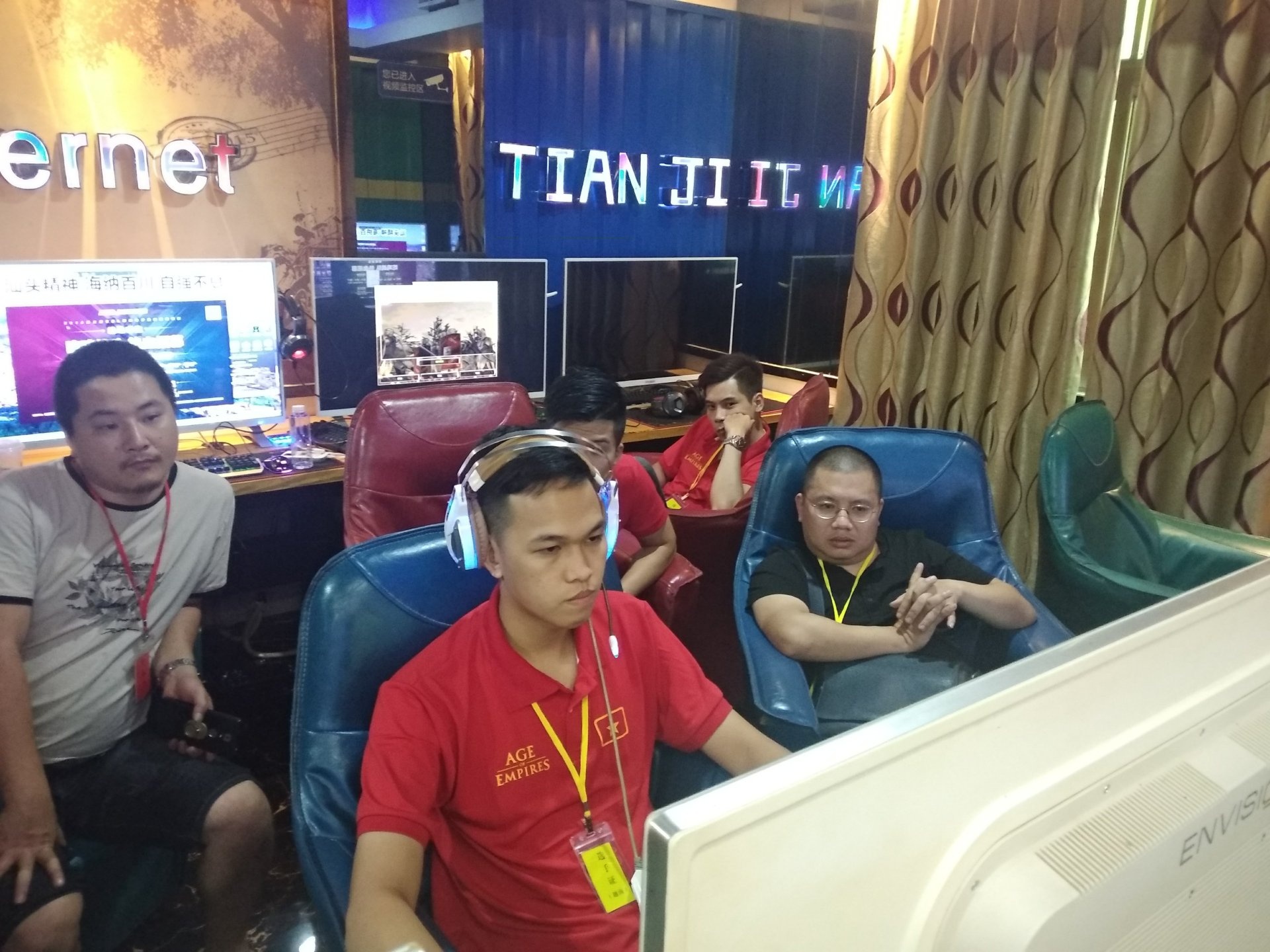 Chim sẻ đi nắng ảnh 1 Chim se di nang anh 1