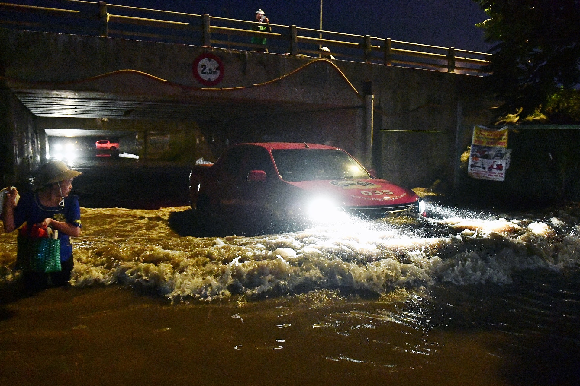 mua ngap o thien duong Bao Son anh 15