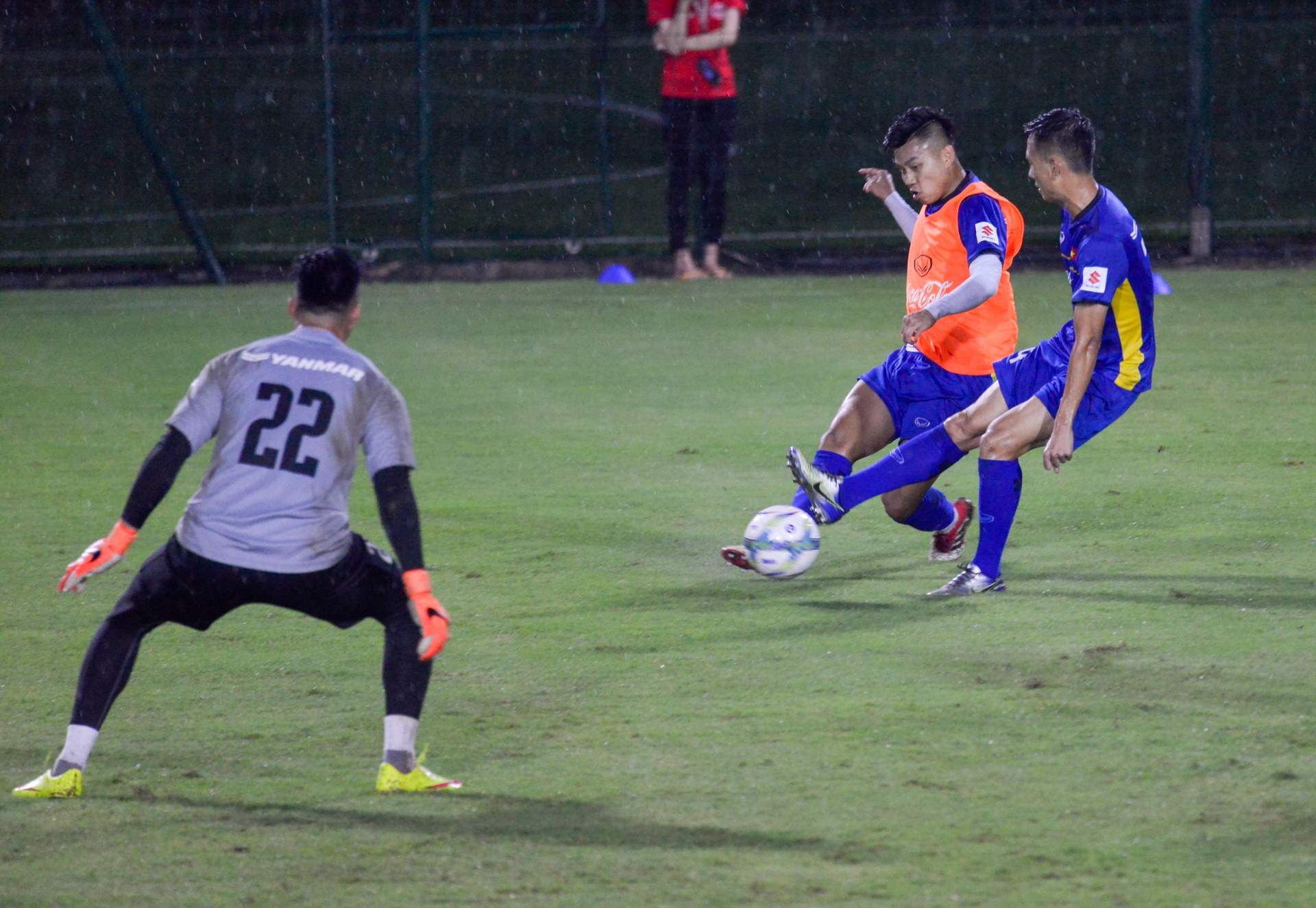 U23 Viet Nam choi bong nem anh 7