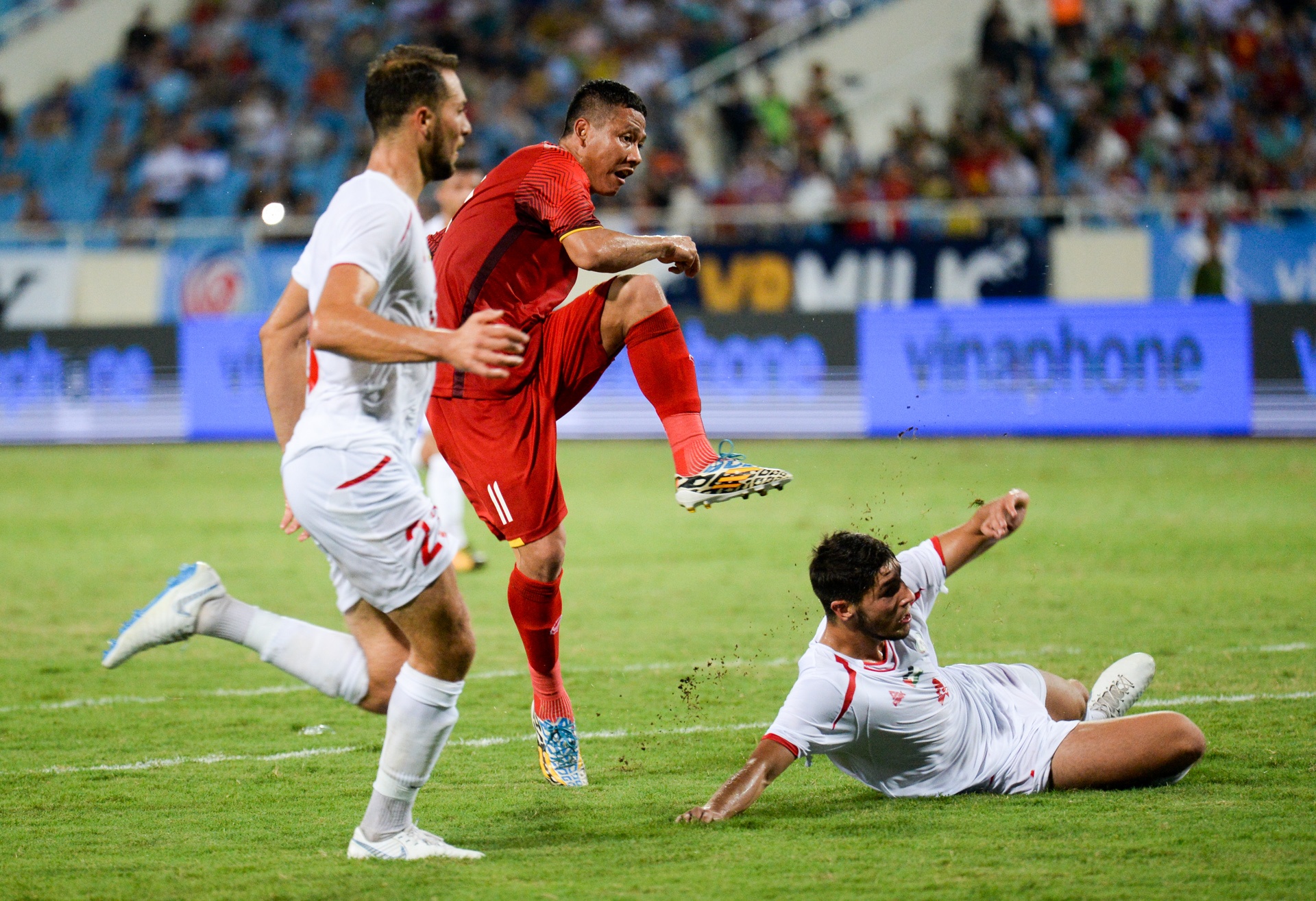 Cong Phuong toa sang anh 6