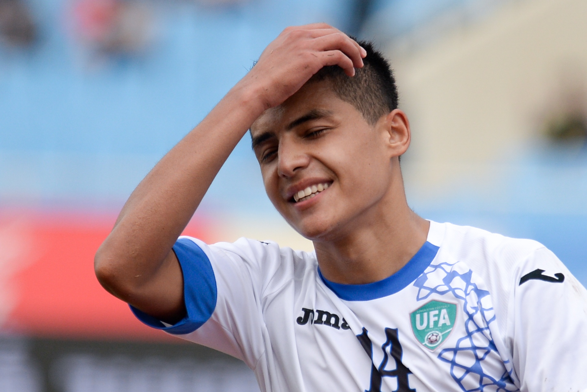 Cau thu Palestine di cap cuu anh 13