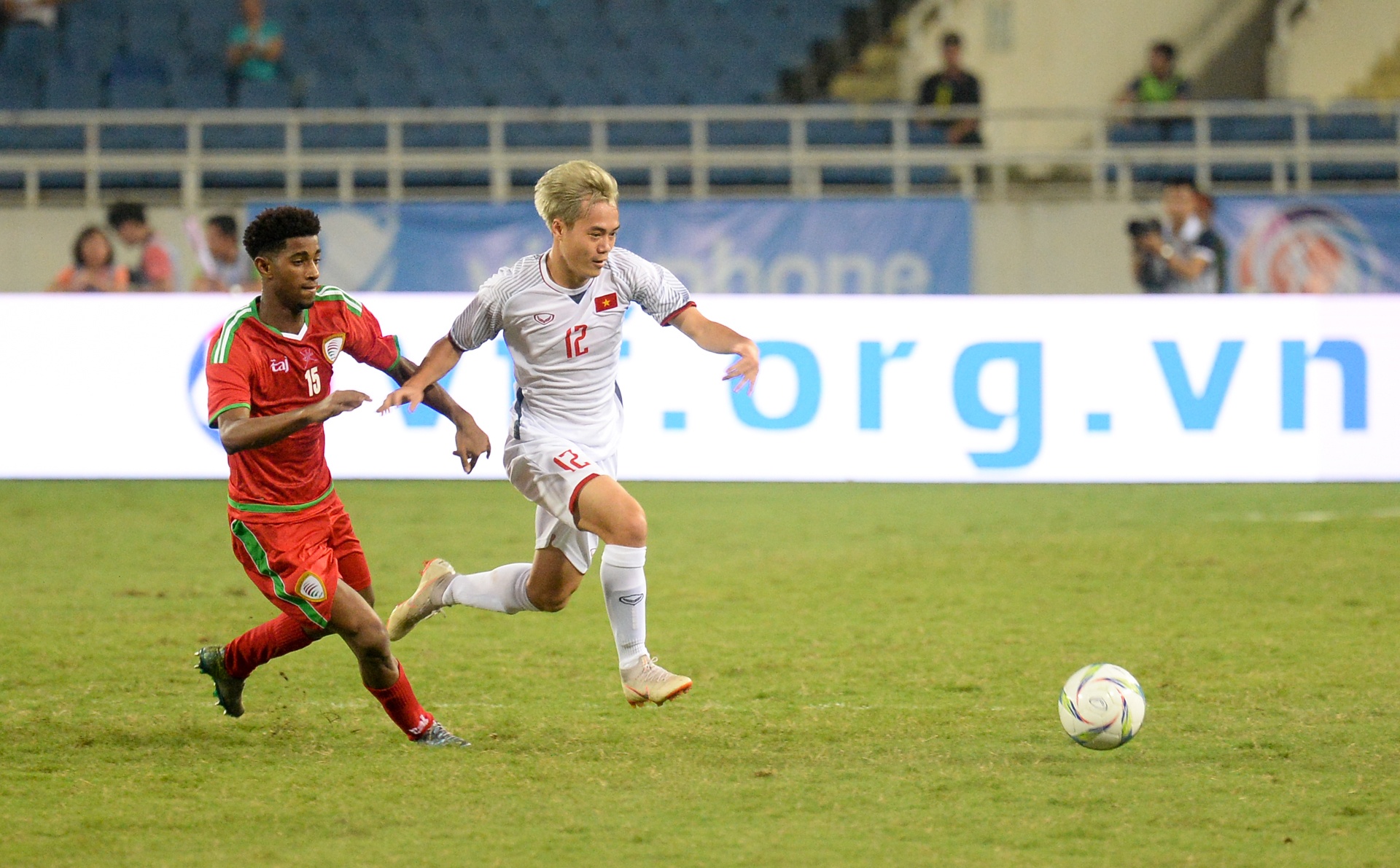 Van Toan toa sang anh 6