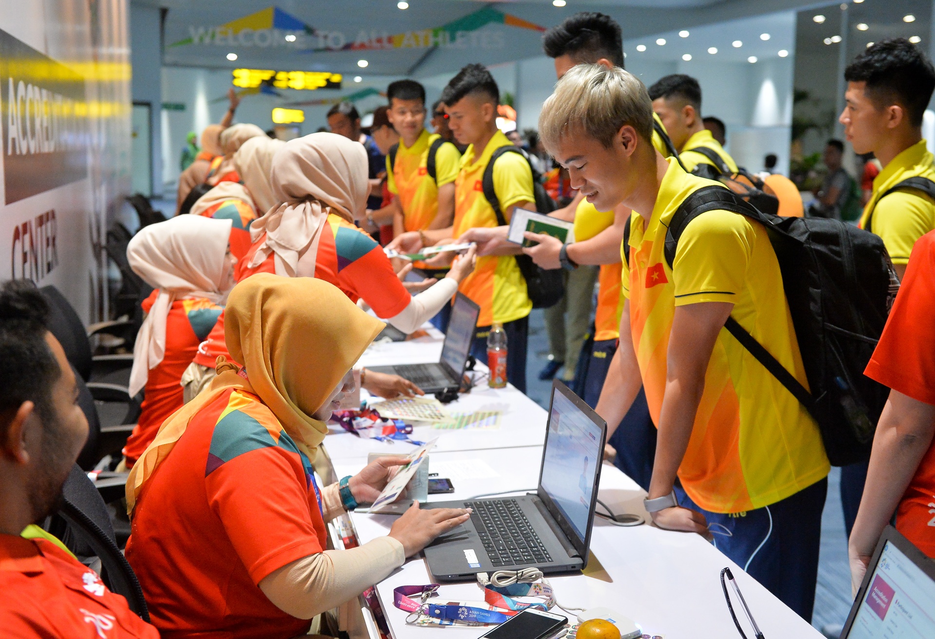 Bui Tien Dung day Ha Duc Chinh anh 6