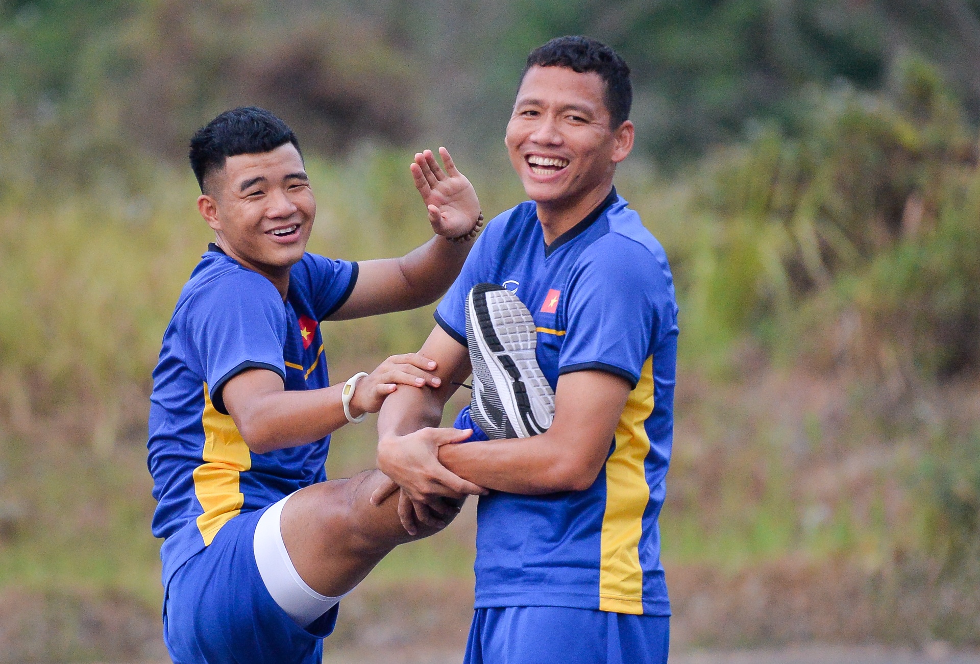 Olympic Viet Nam tap o cong vien anh 10