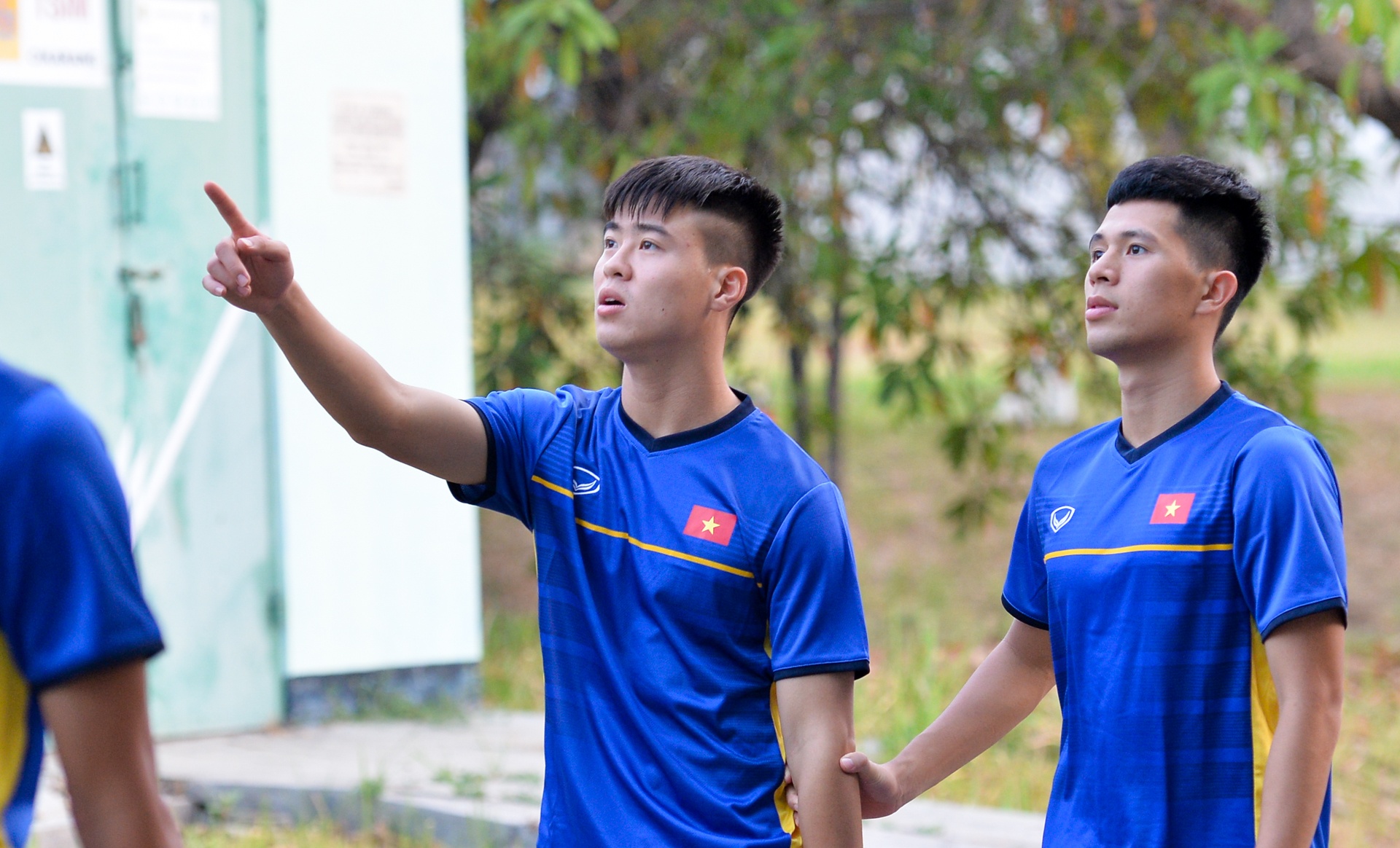 Xuan Truong cam que choc Ha Duc Chinh anh 6