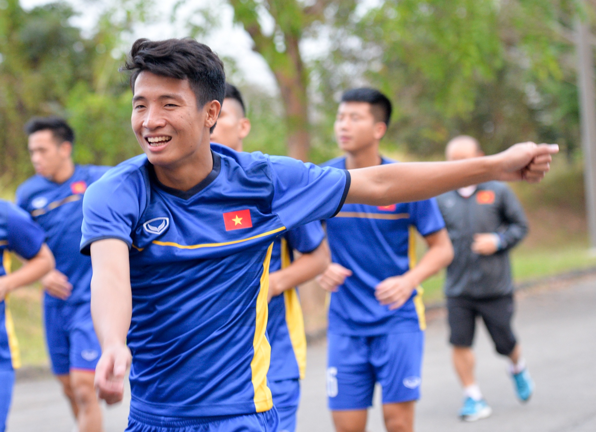 Xuan Truong cam que choc Ha Duc Chinh anh 7