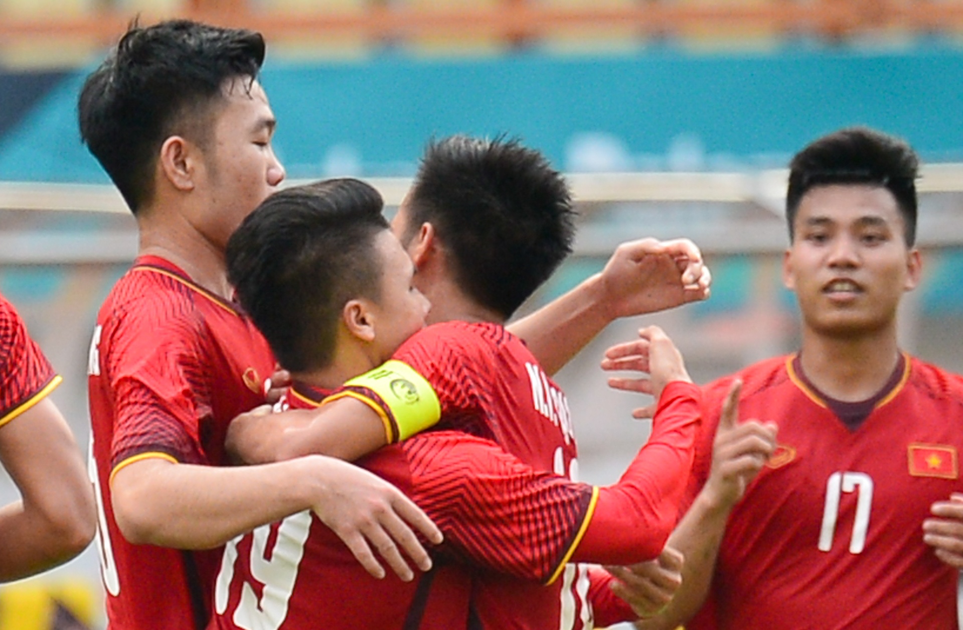 Cong Phuong sut hong phat den anh 10