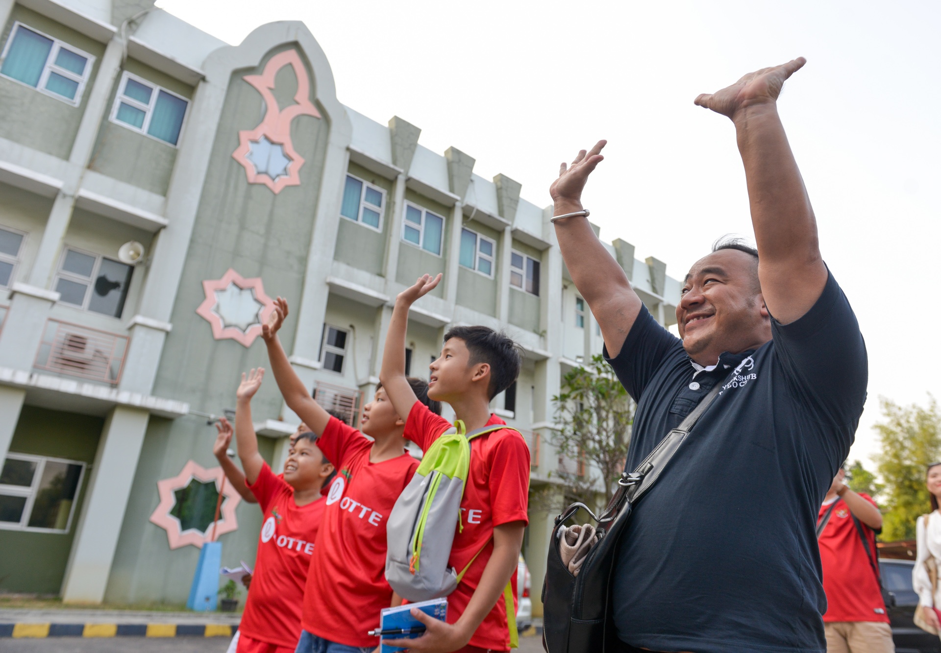 Cong Phuong kho xu voi Hoa Minzy anh 10