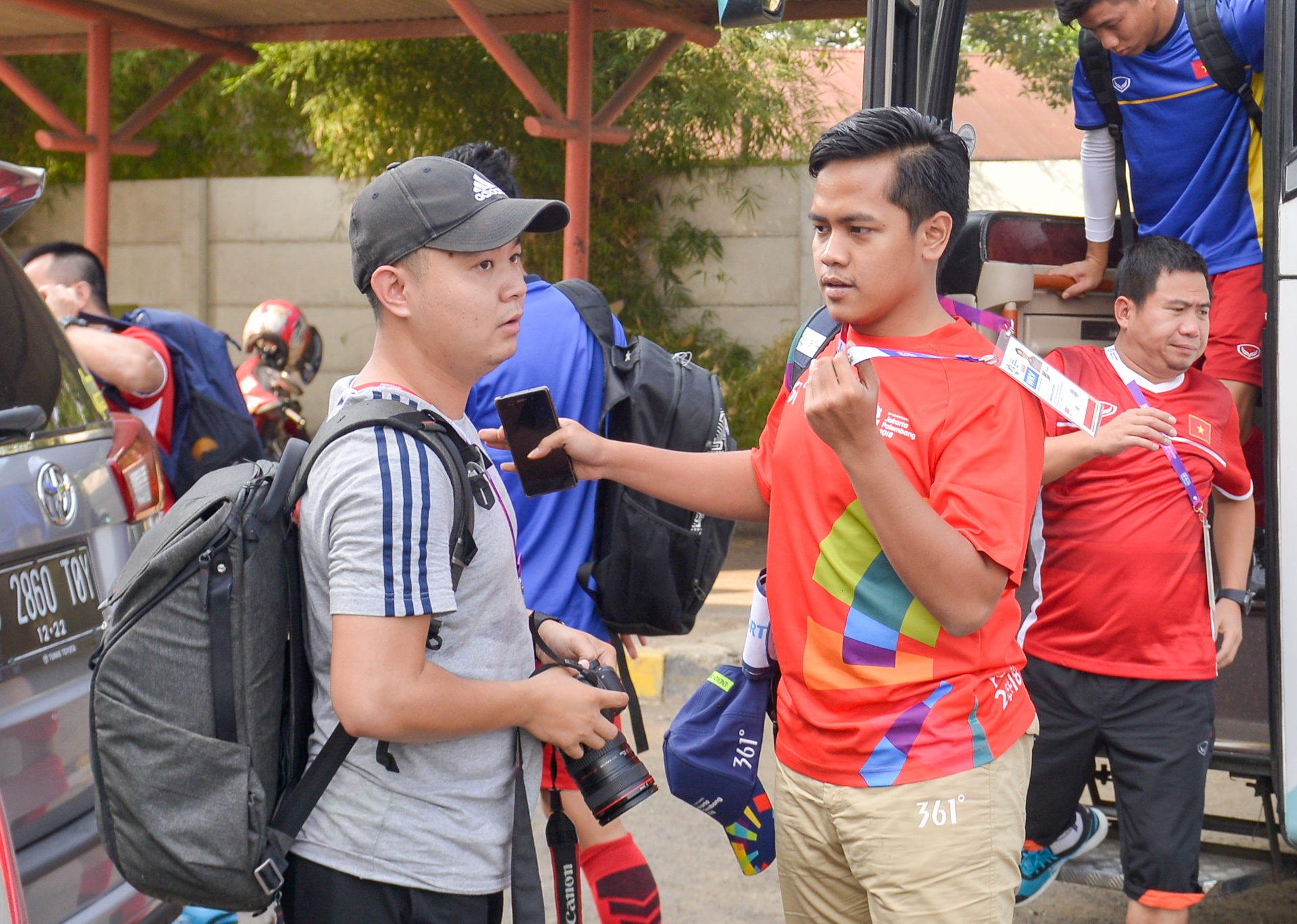 Bao chi bi cam tac nghiep anh 2