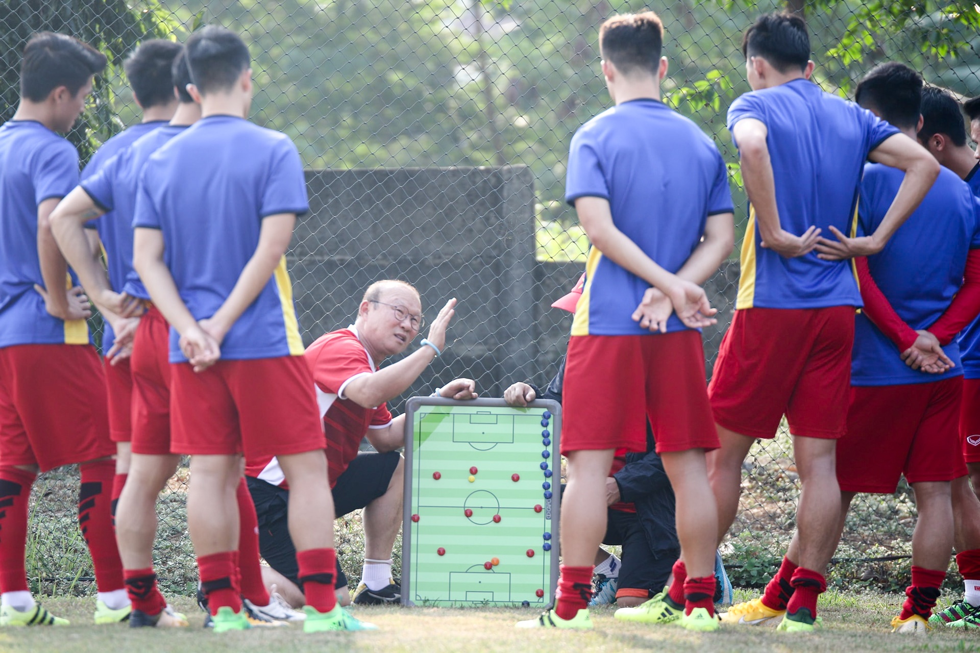 Cong Phuong kho xu voi Hoa Minzy anh 2