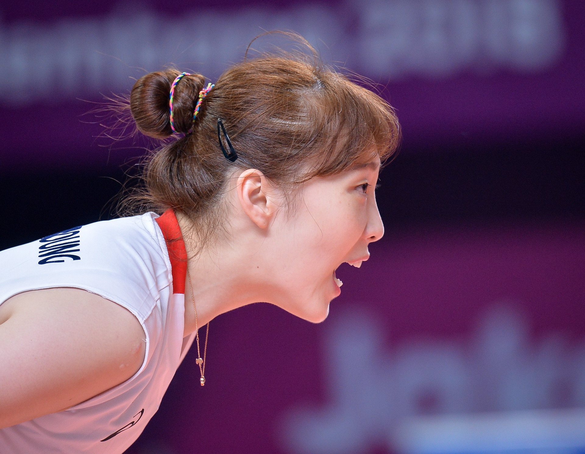 Nhung VDV nu xinh dep Han Quoc thang doi bong chuyen Viet Nam hinh anh