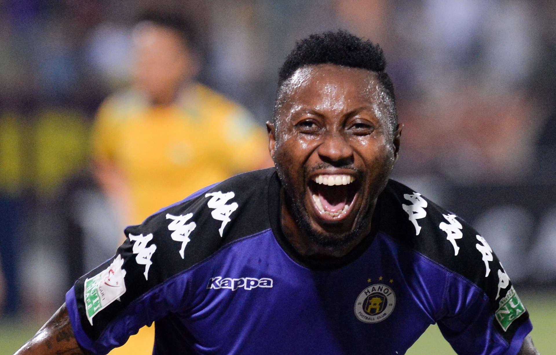 Quang Hai kien tao, Samson ghi ban giup Ha Noi len ngoi vo dich hinh anh