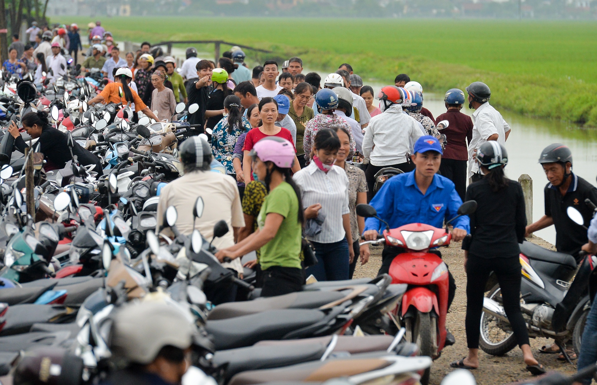 nguoi dan lap ban tho chu tich nuoc anh 8