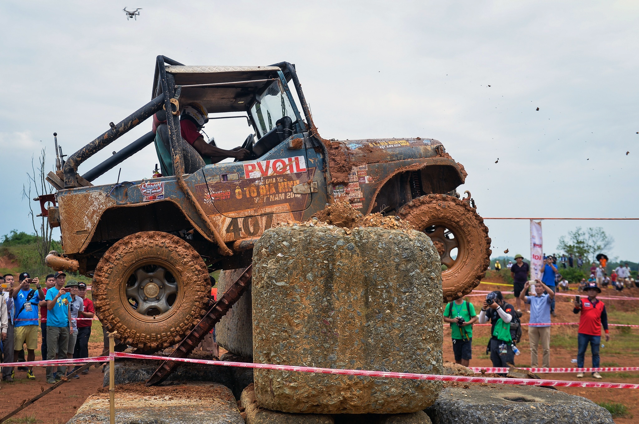 Xe độ offroad đứt tời ảnh 8 Xe do offroad dut toi anh 8