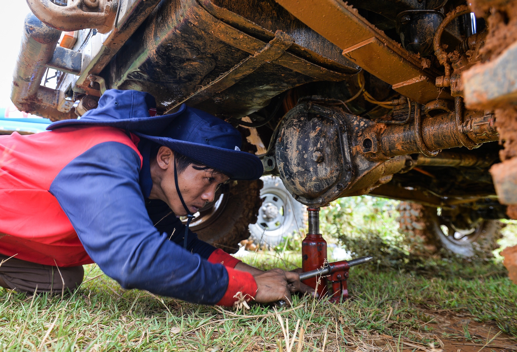 Xe độ offroad đứt tời ảnh 17 Xe do offroad dut toi anh 17