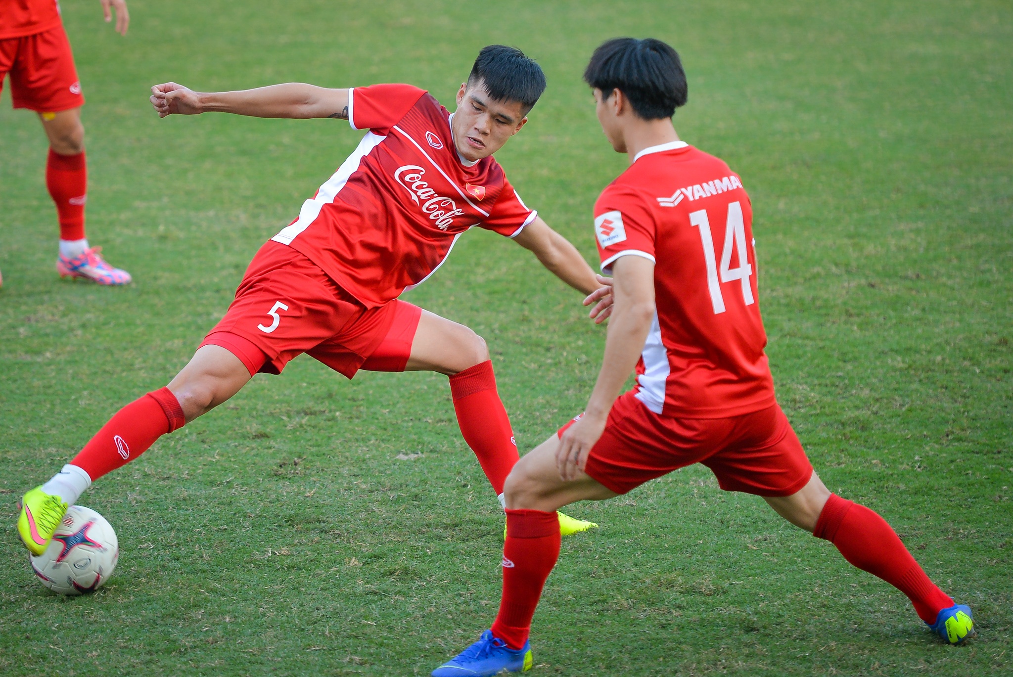 thay Park choi bong ma anh 5