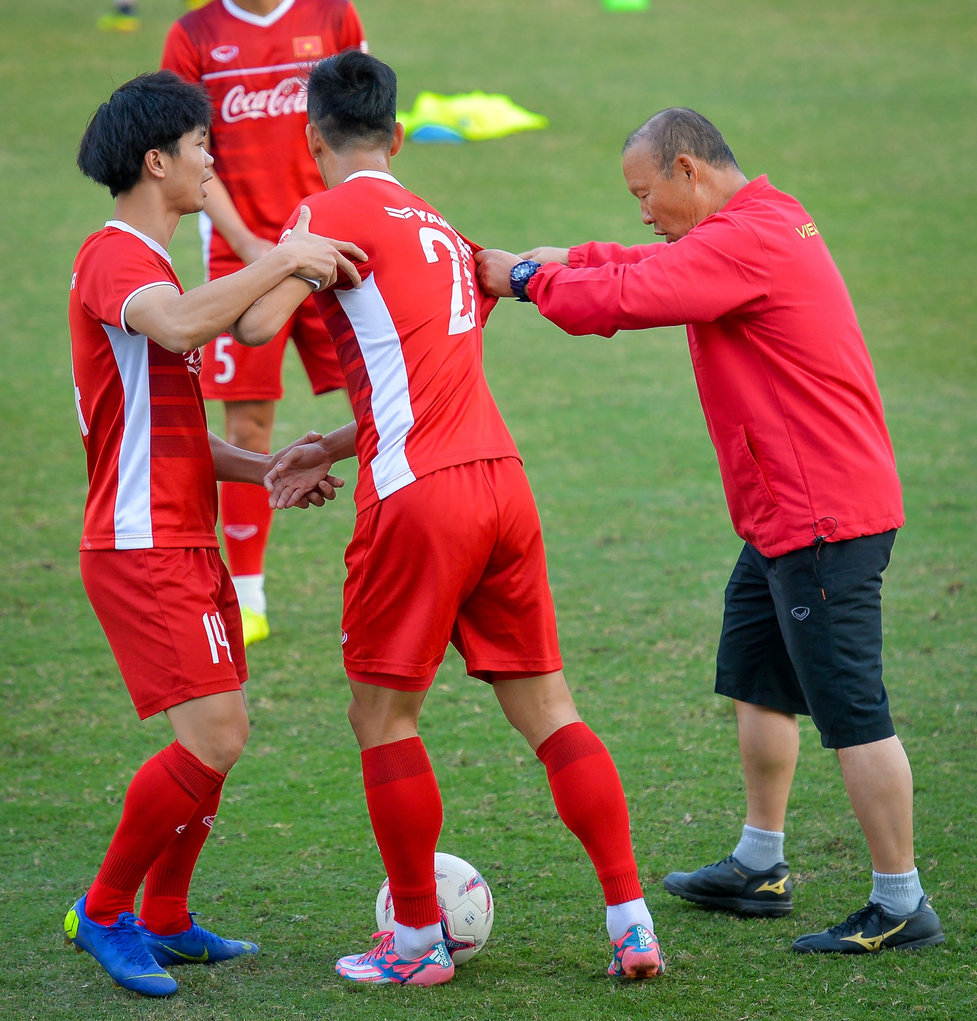 thay Park choi bong ma anh 9