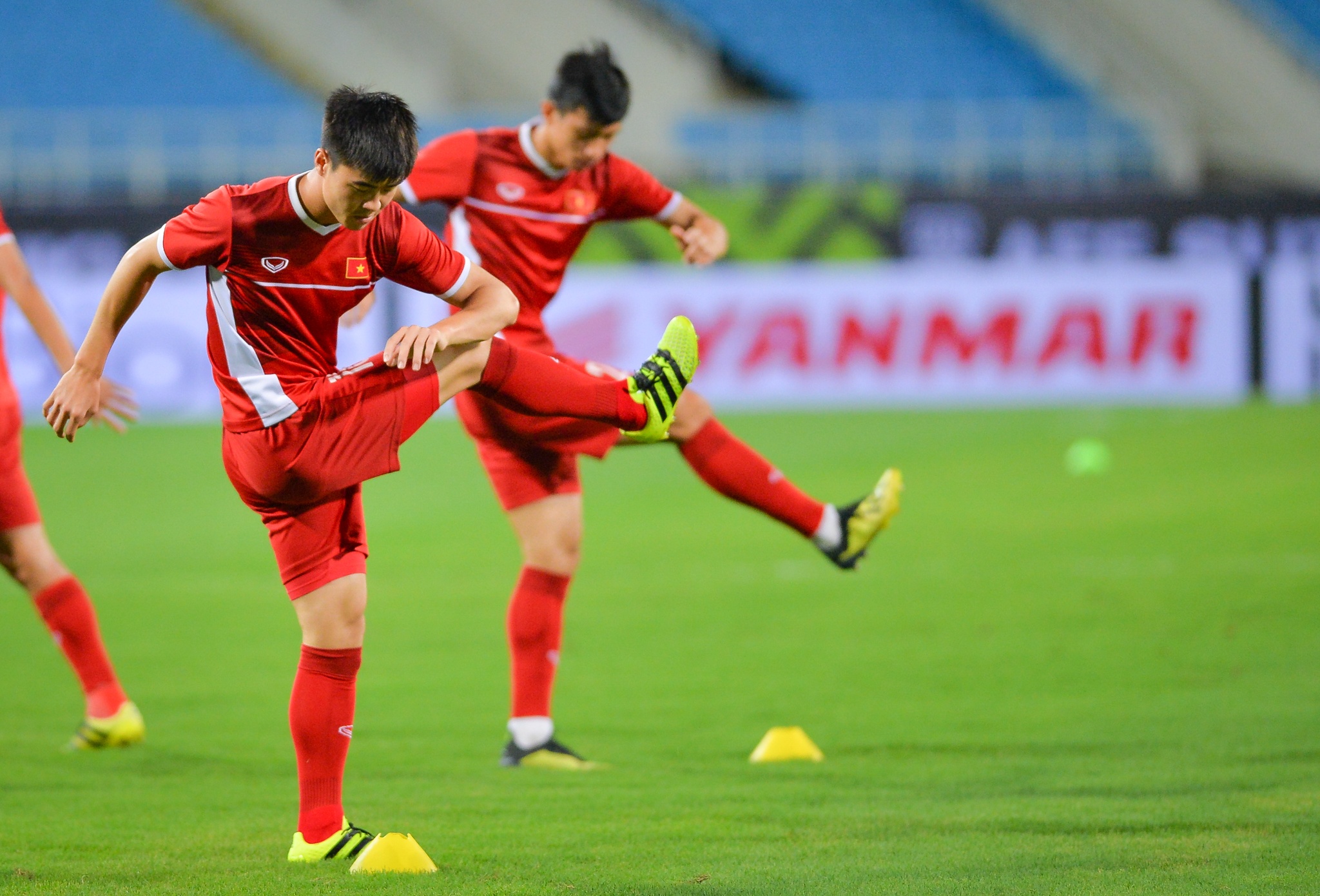 Doi tuyen Viet Nam lam quen san My Dinh anh 2