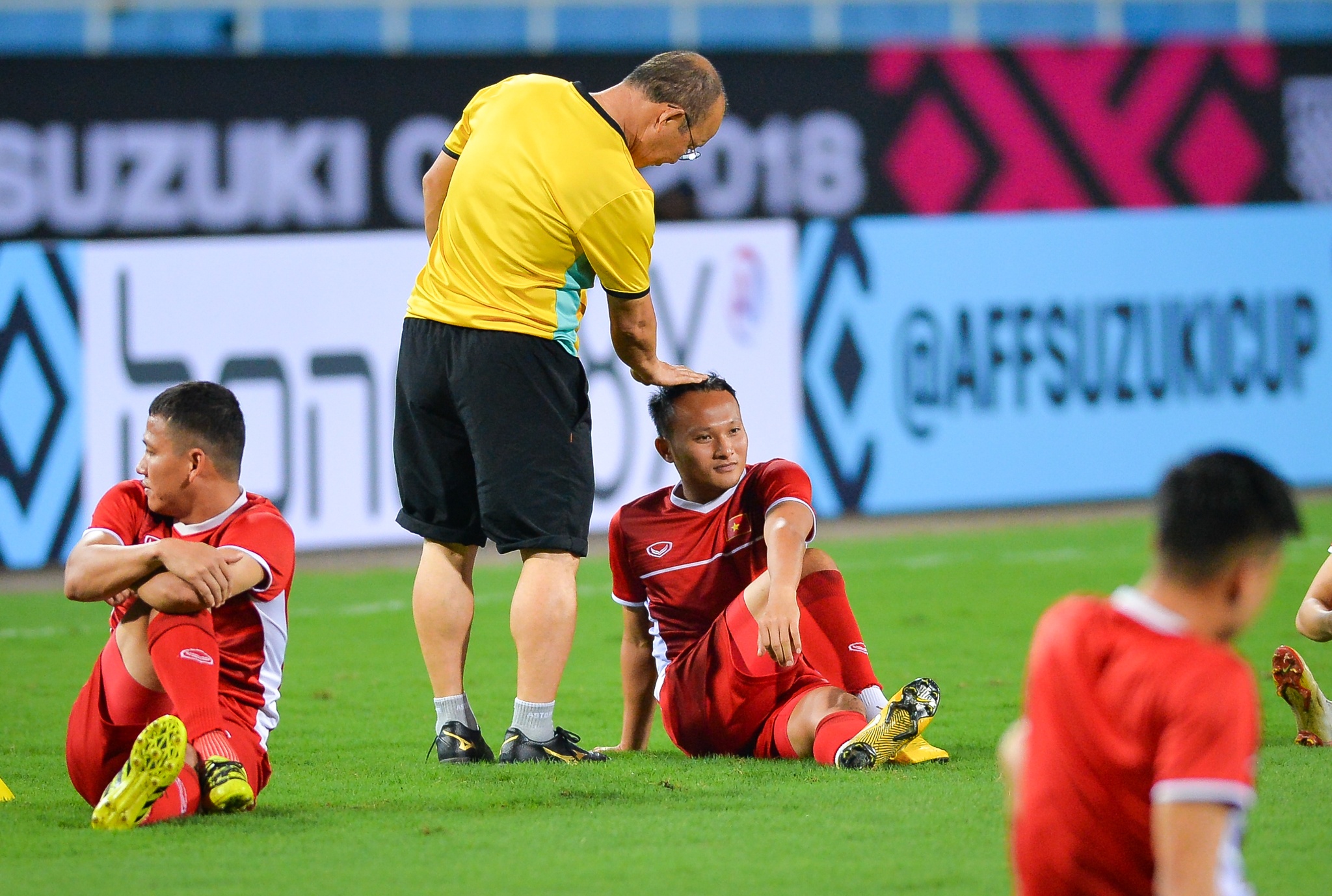 Doi tuyen Viet Nam lam quen san My Dinh anh 7