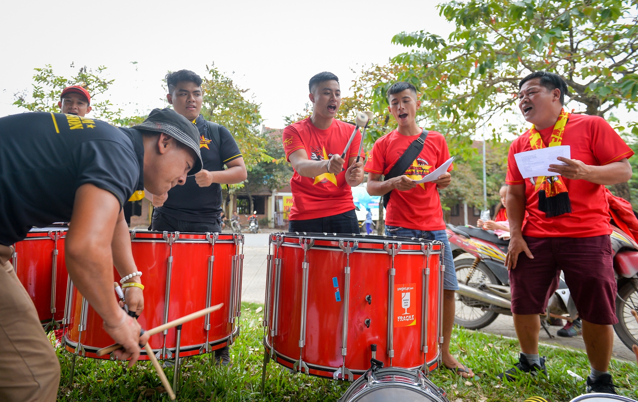 Hoi co dong vien dieu hanh quanh Ha Noi anh 11