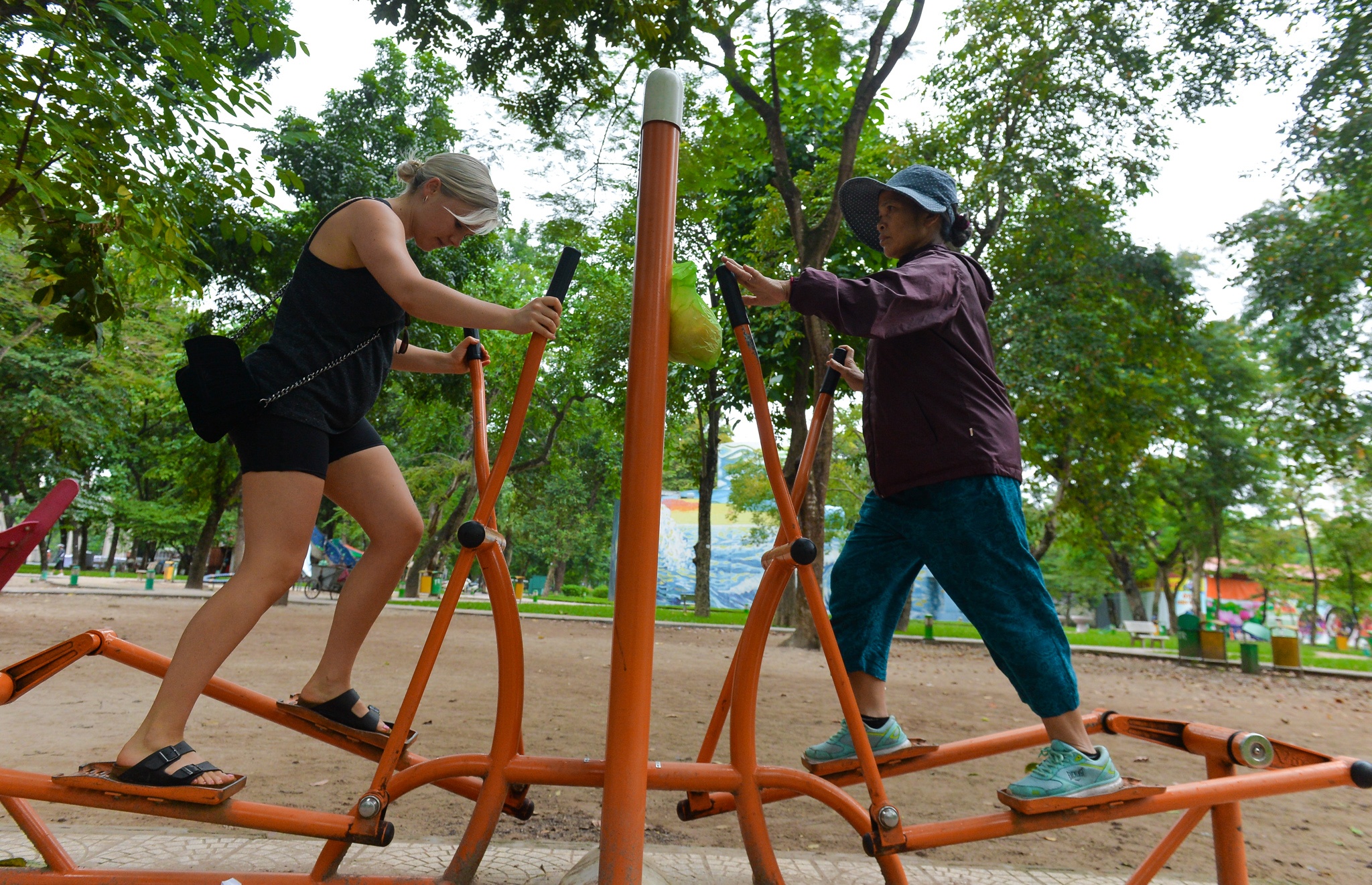 Ha Noi ngay chuyen ret anh 11
