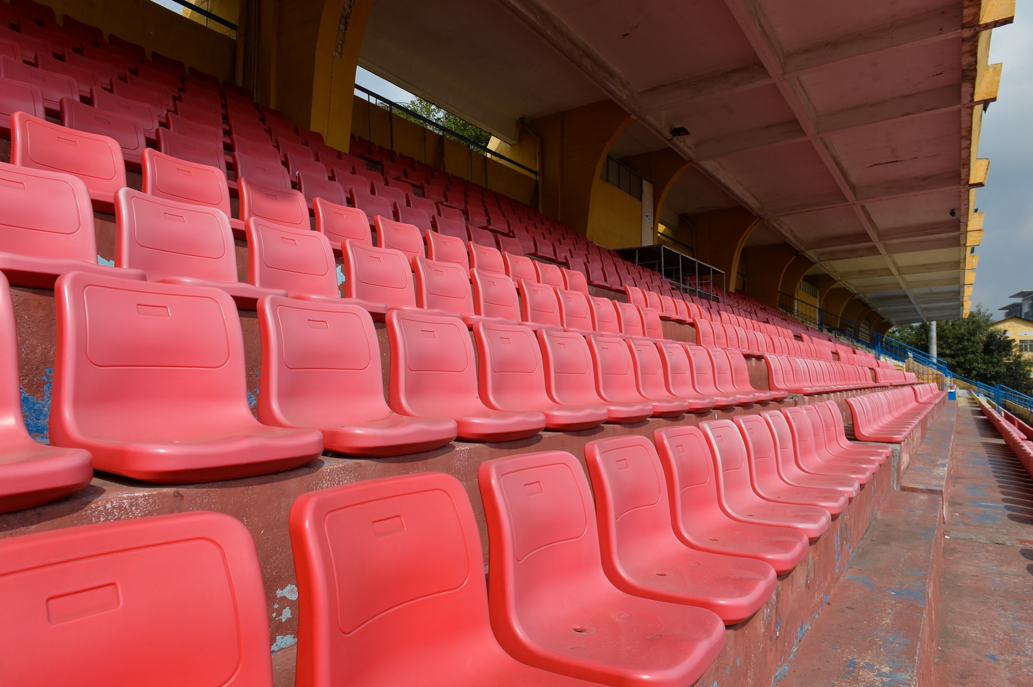 San Hang Day xuong cap anh 3