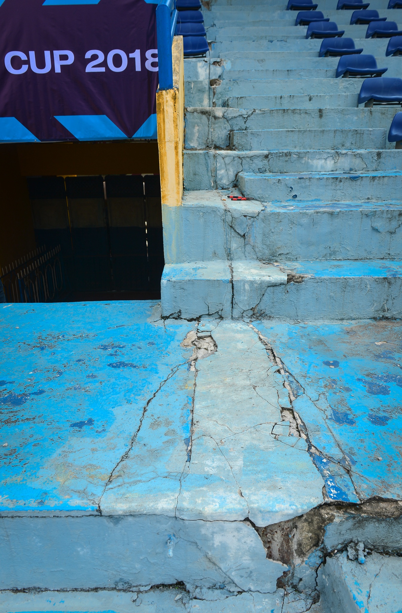 San Hang Day xuong cap anh 6