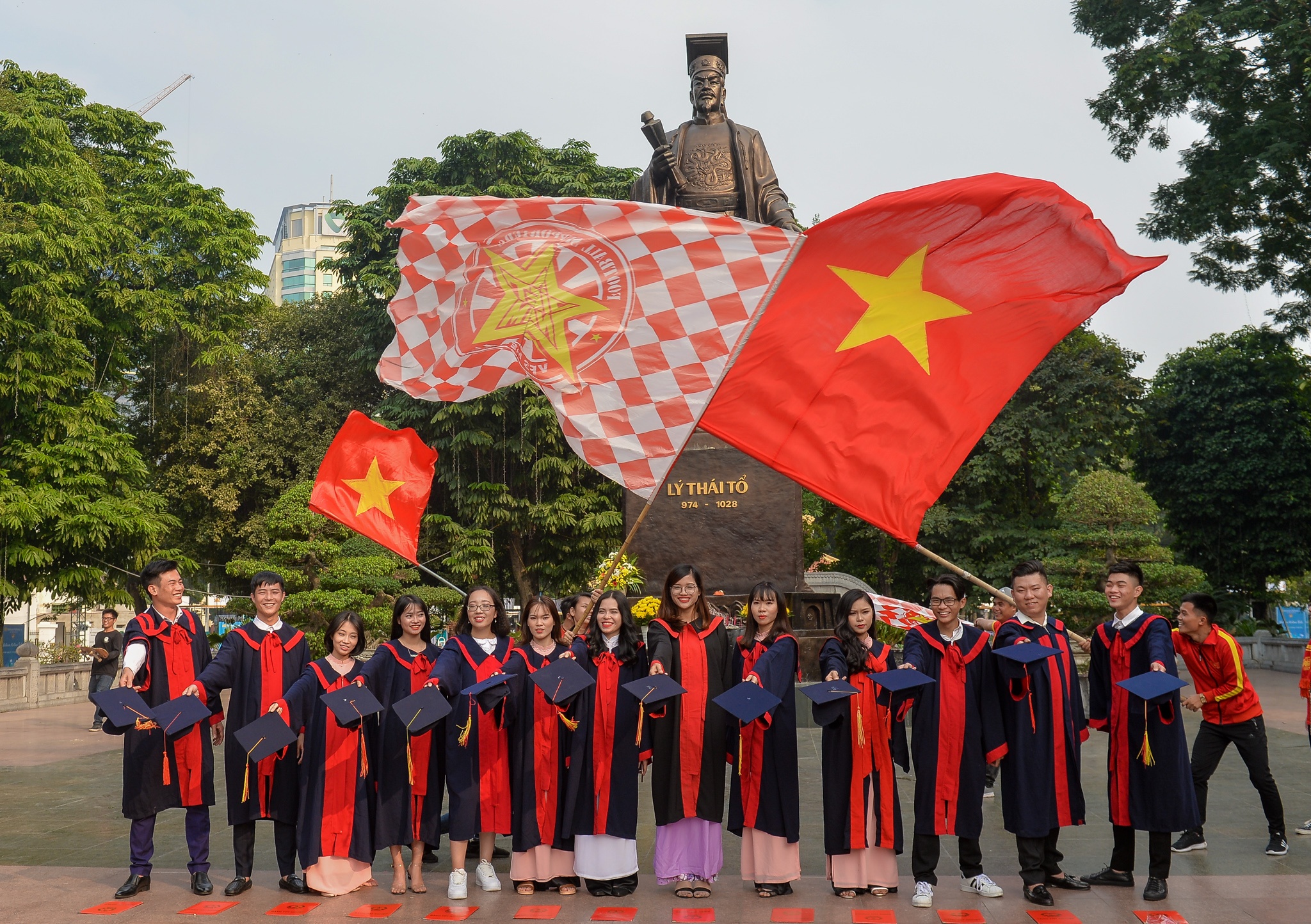 co dong vien dieu hanh truoc tran Campuchia anh 13