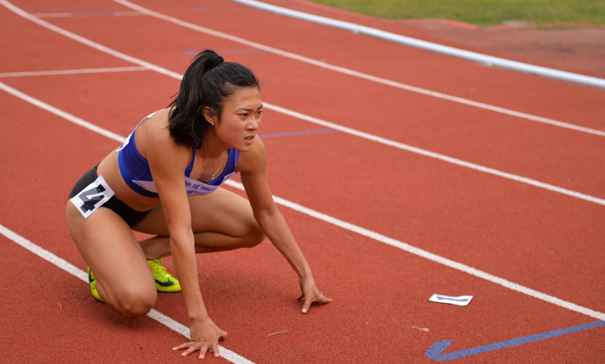 Nu hoang toc do Tu Chinh anh 3