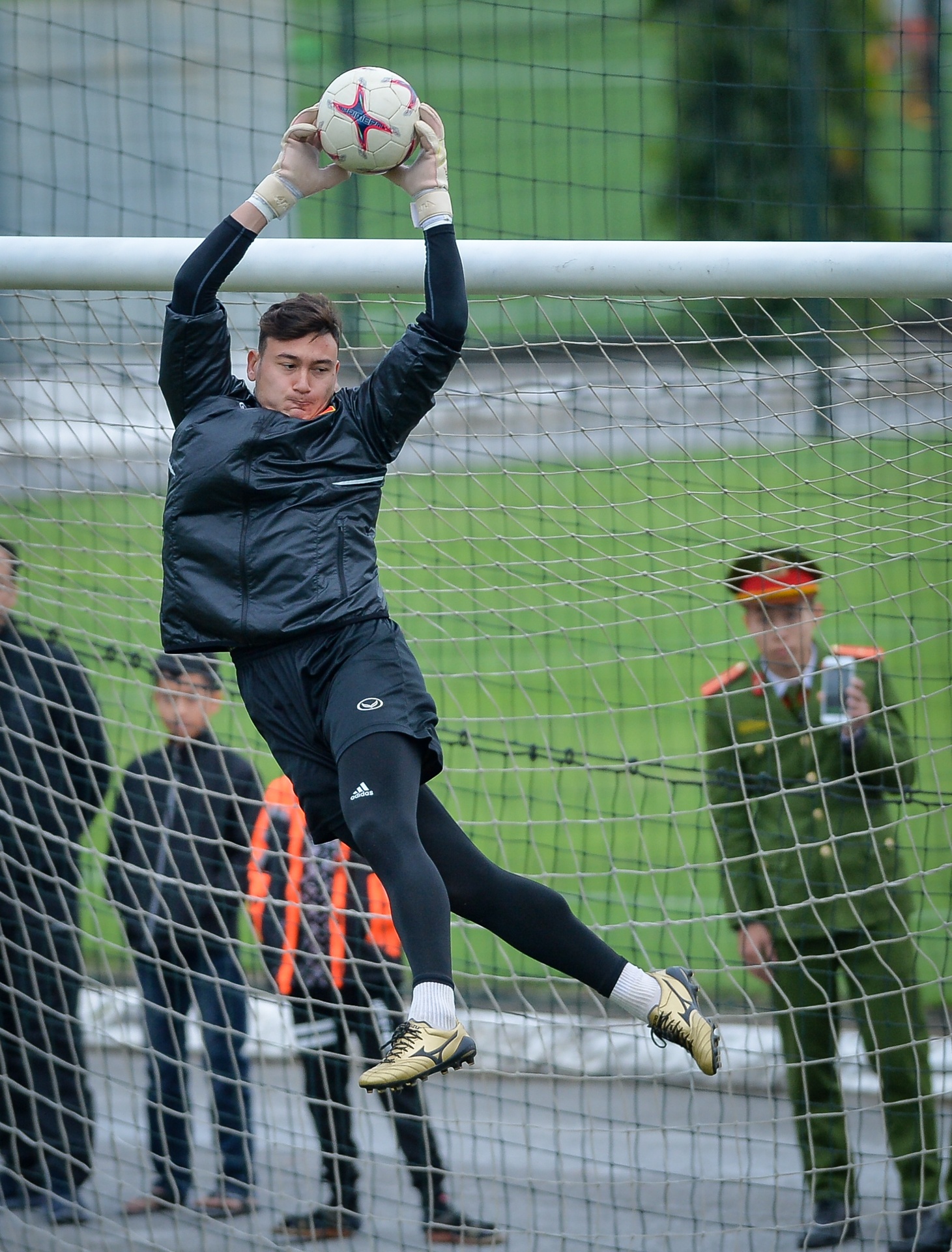 Van Toan tap rieng anh 8