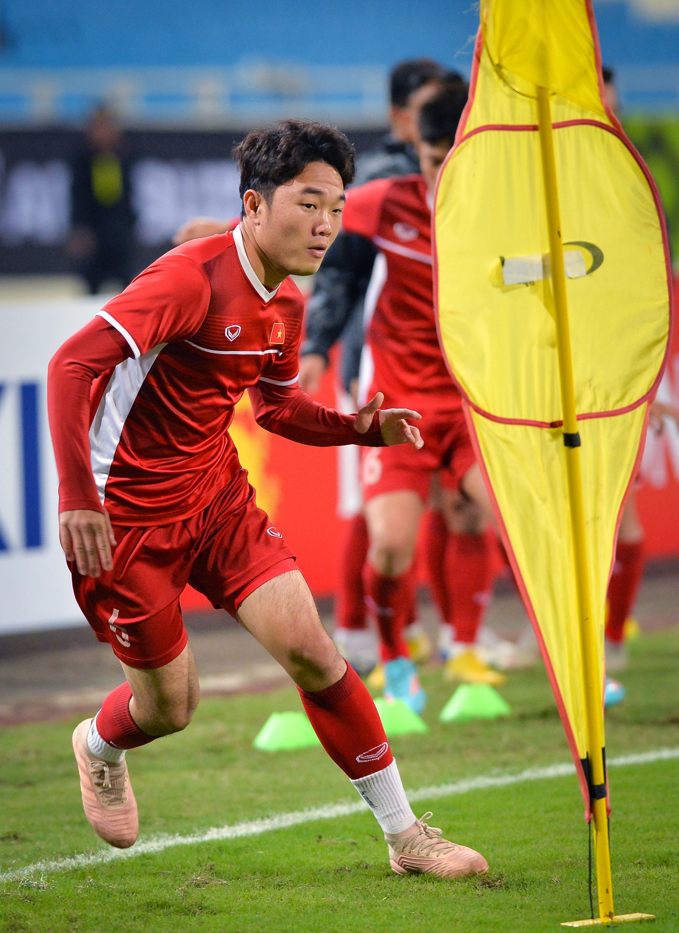 Van Toan tro lai anh 4