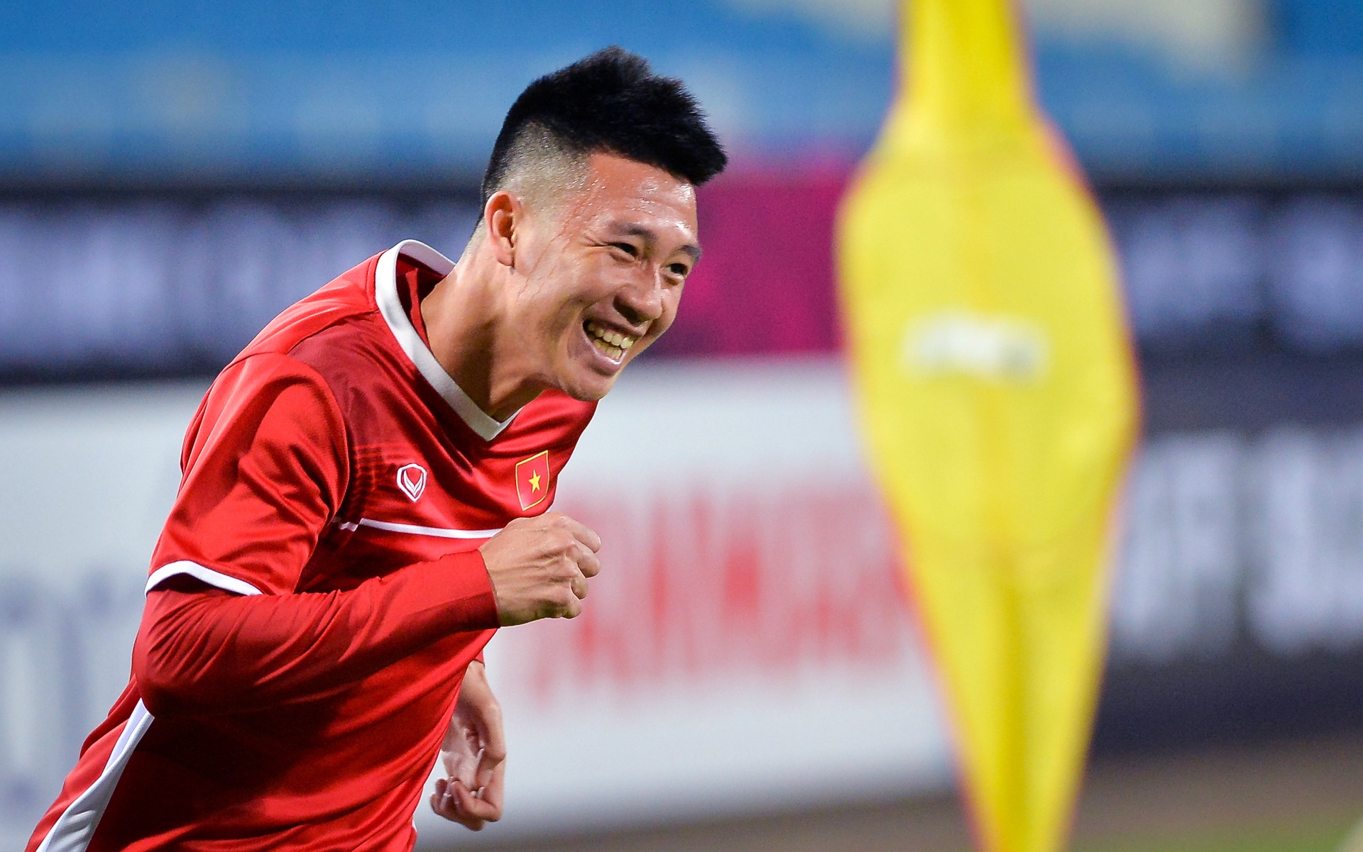 Van Toan tro lai anh 8