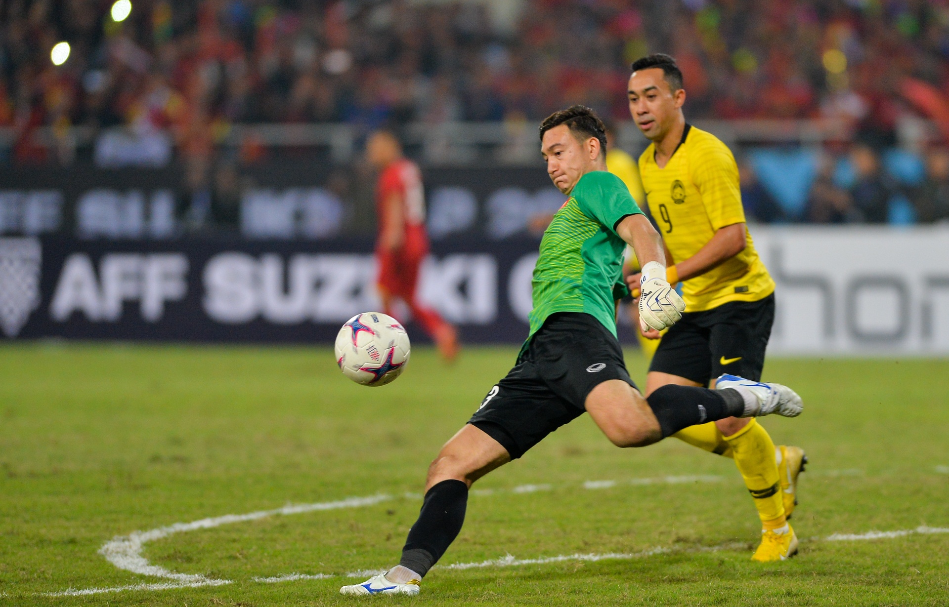 Van Lam khoc nuc no anh 10