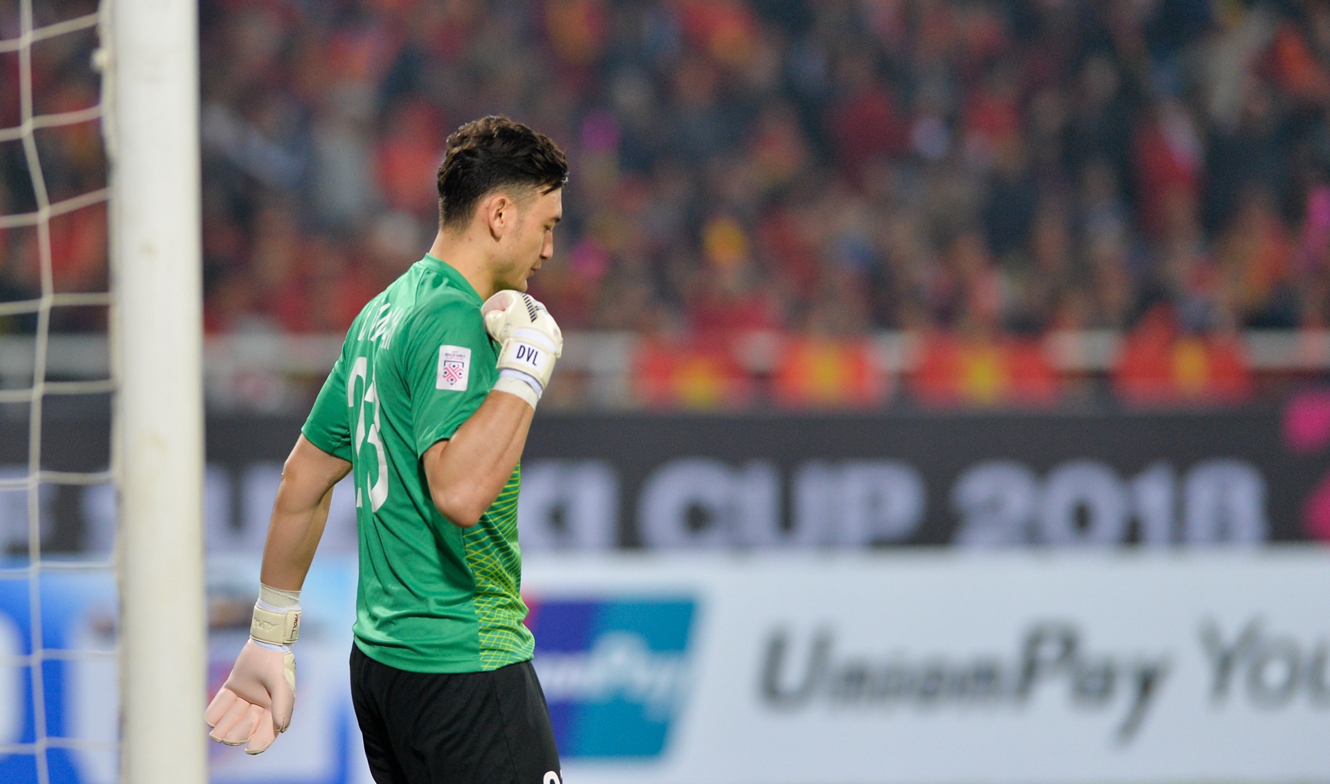 Van Lam khoc nuc no anh 1