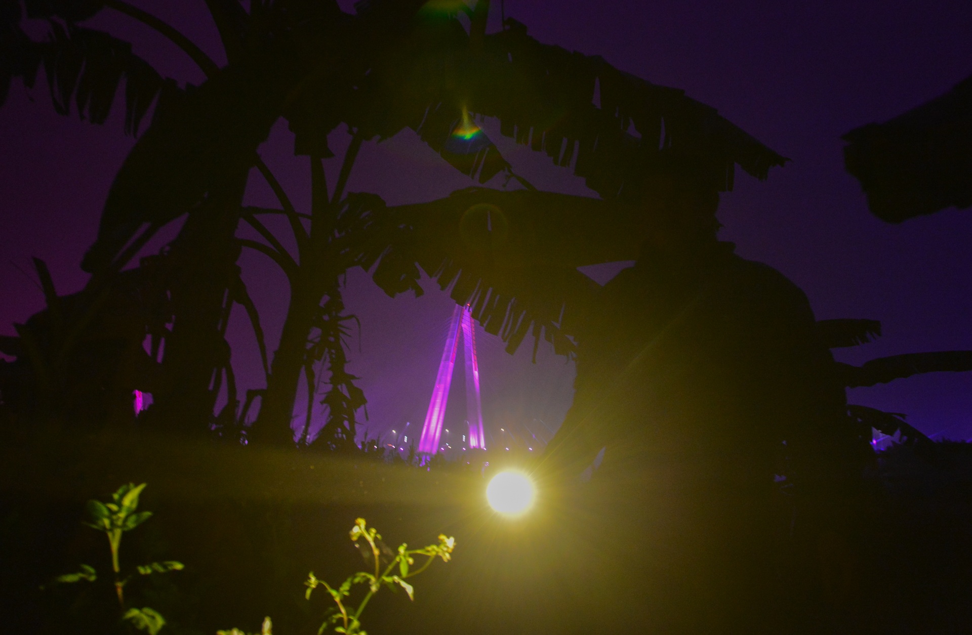 bai giua cau Nhat Tan anh 37